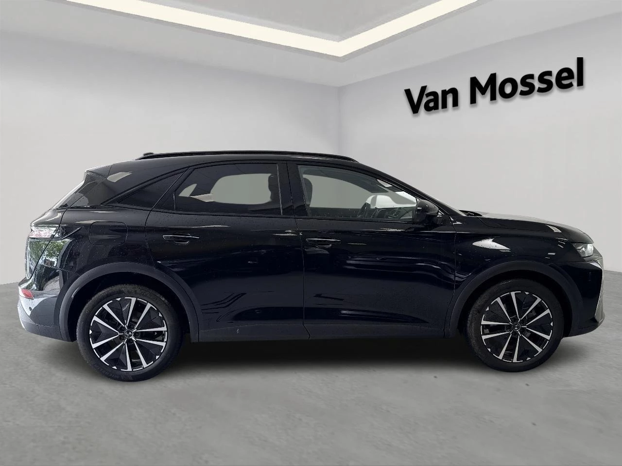 DS DS 7 Plug-in Hydrid AWD 300 RIVOLI