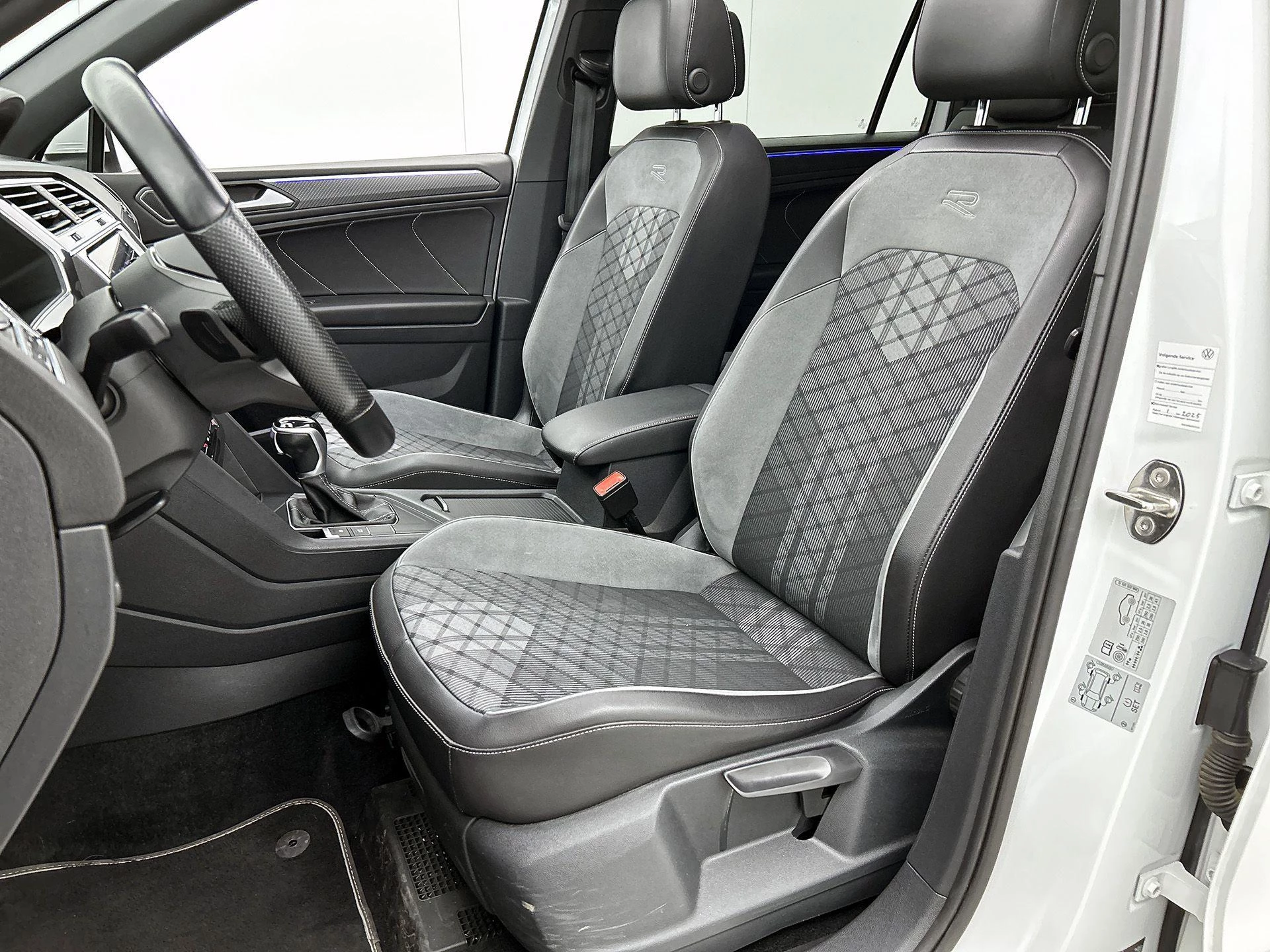 Volkswagen-Tiguan Allspace-image-40