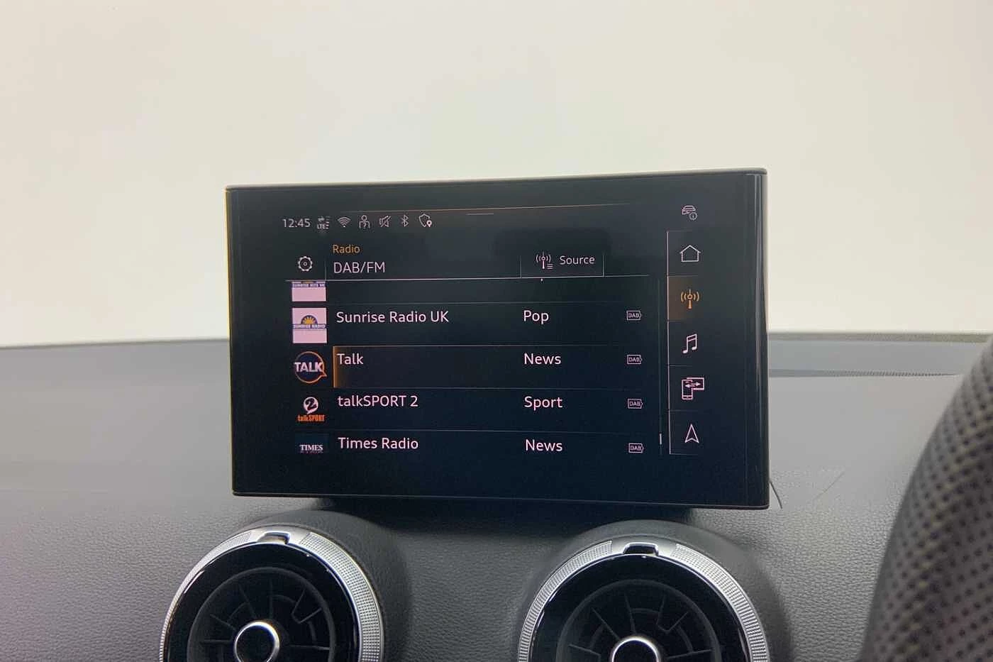 Audi-Q2-image-15