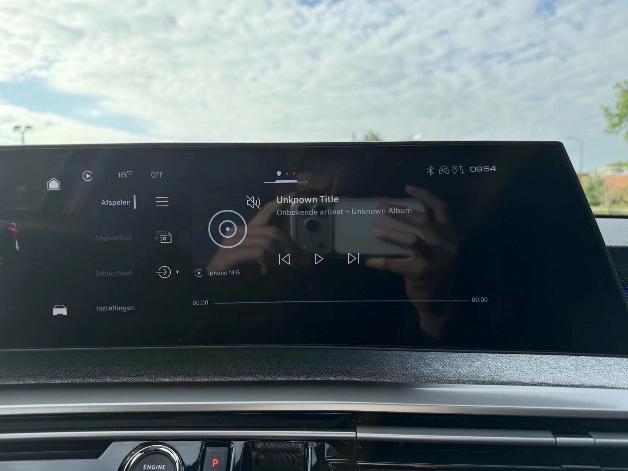 Peugeot-e-3008-image-10