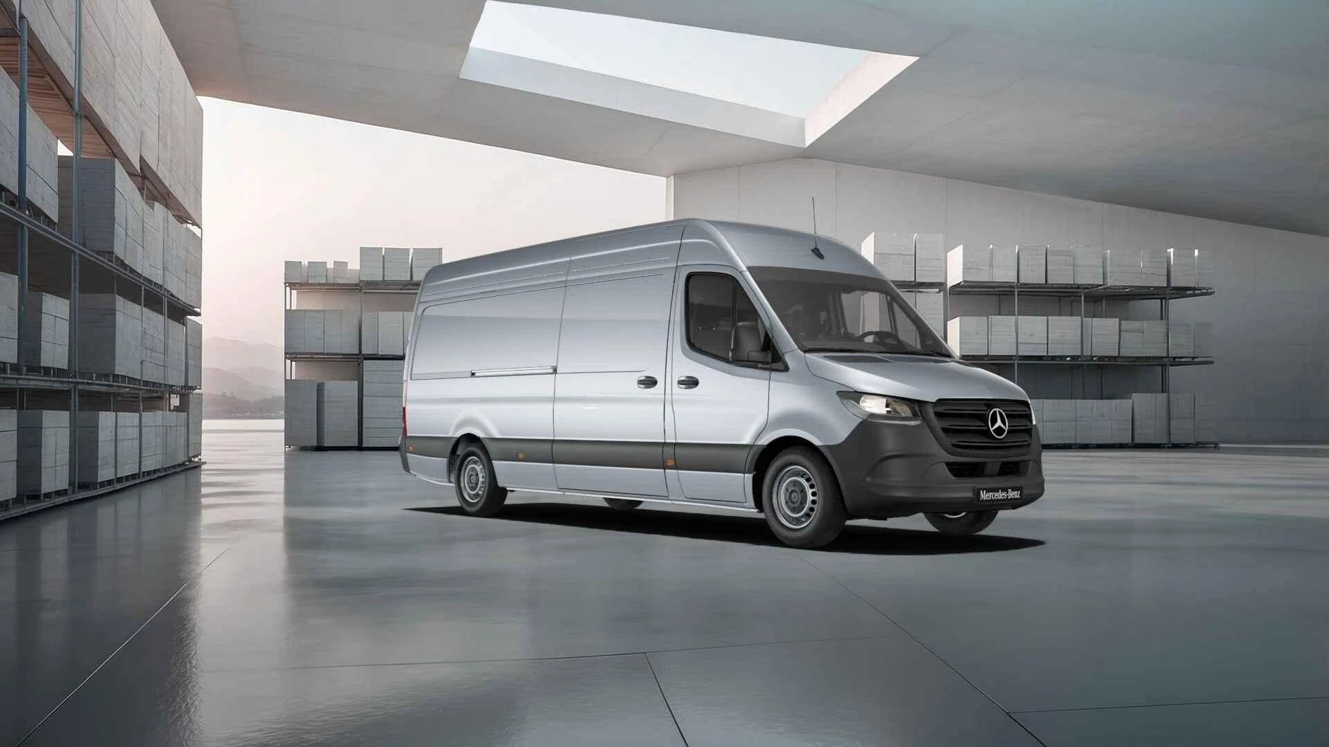 Mercedes-Benz-Sprinter-image-1