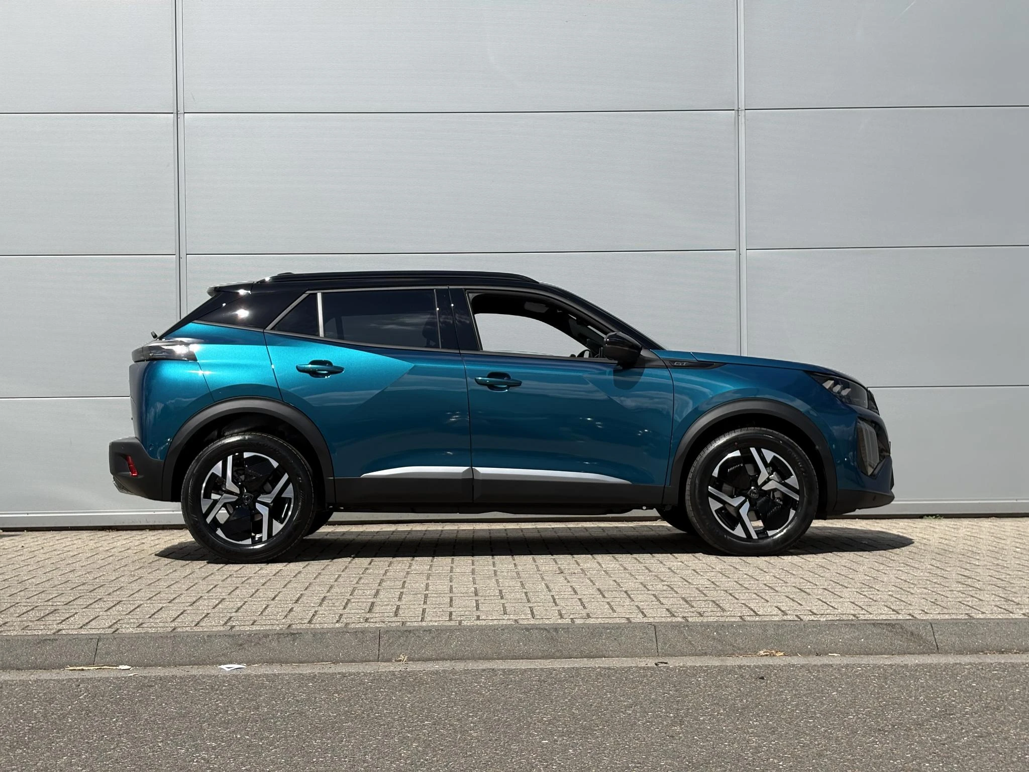 Peugeot-2008-image-6