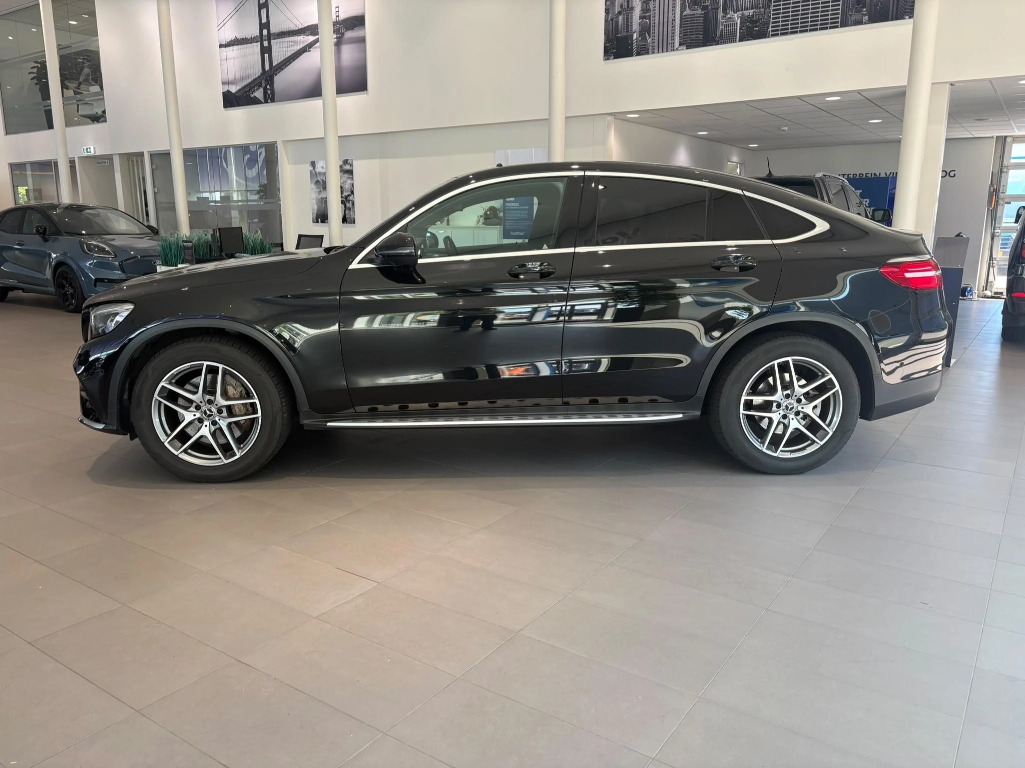 Mercedes-Benz-GLC-image-1