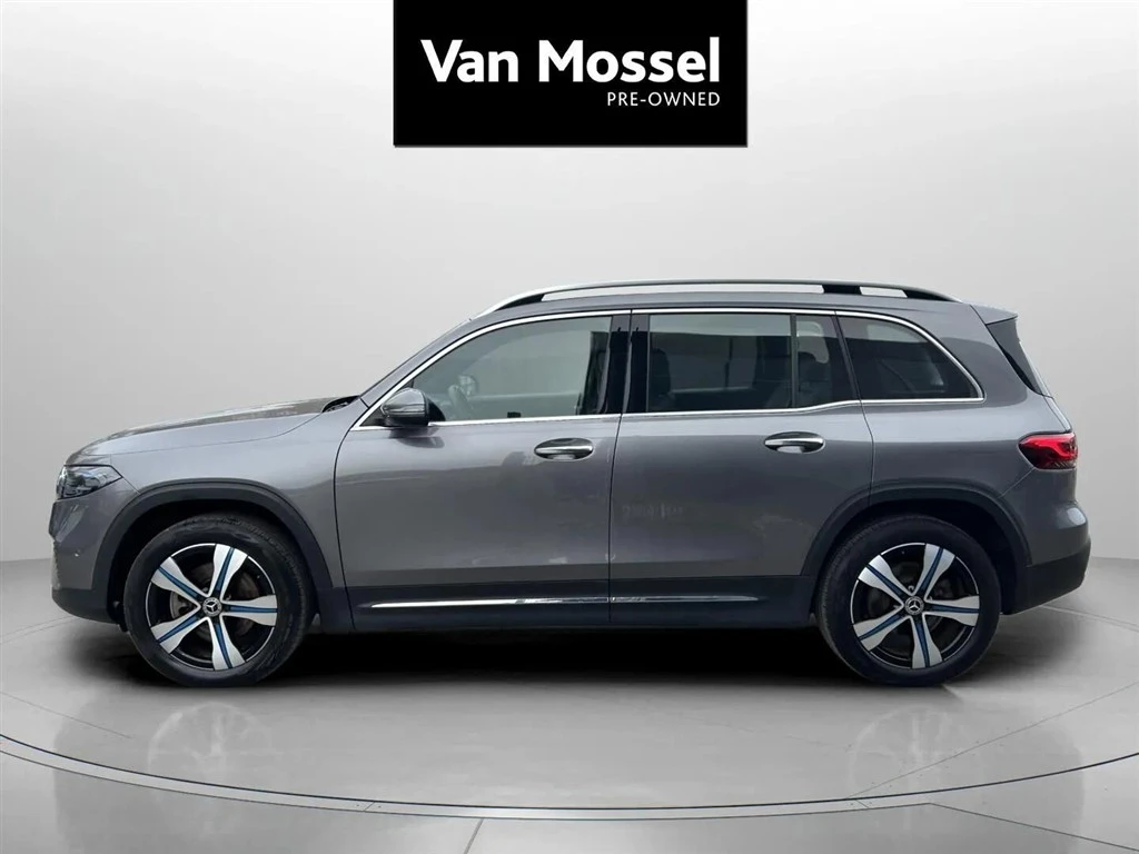 Mercedes-Benz-EQB-image-7
