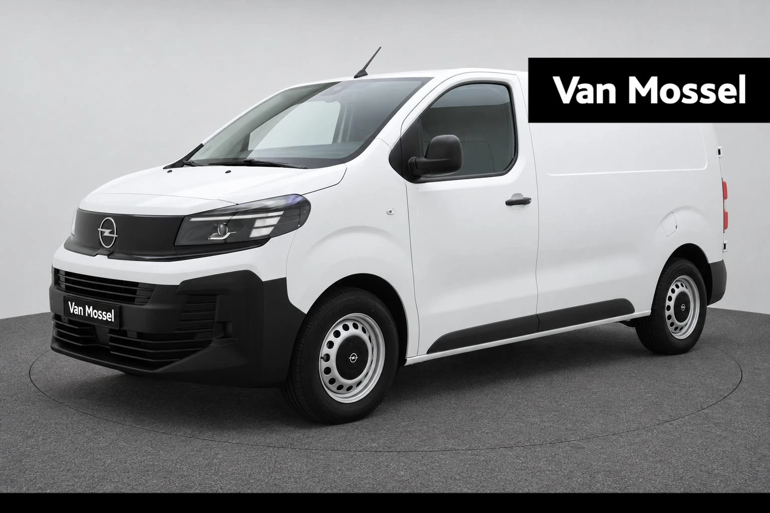 Opel-Vivaro-image-0