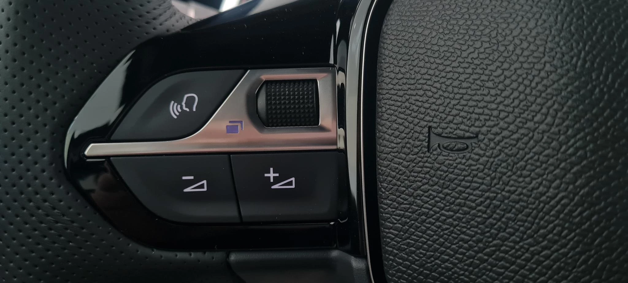 Peugeot-2008-image-13
