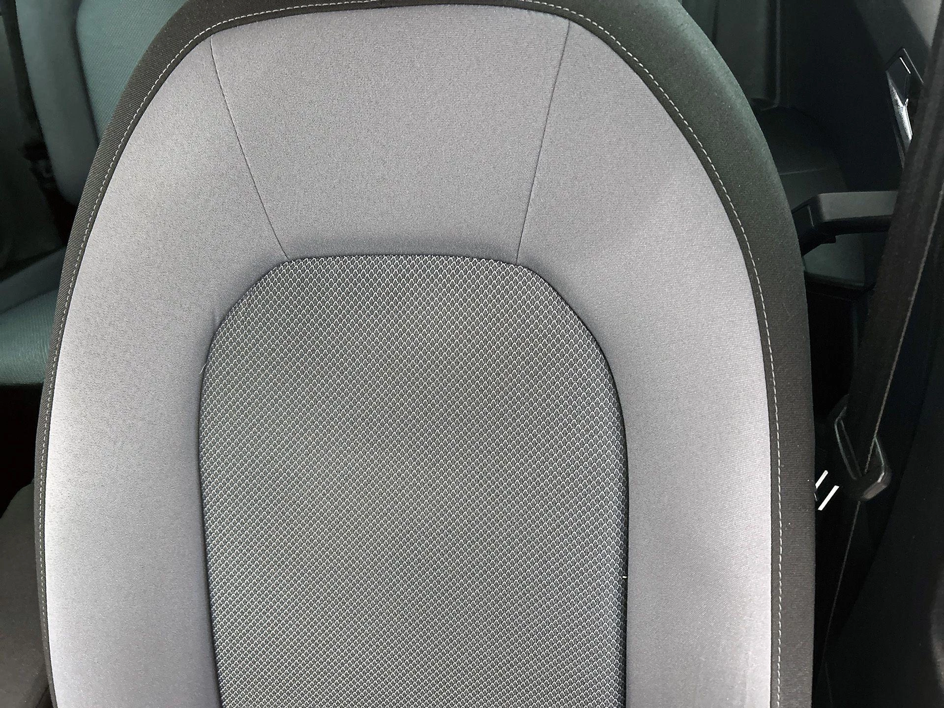 SEAT-Arona-image-16