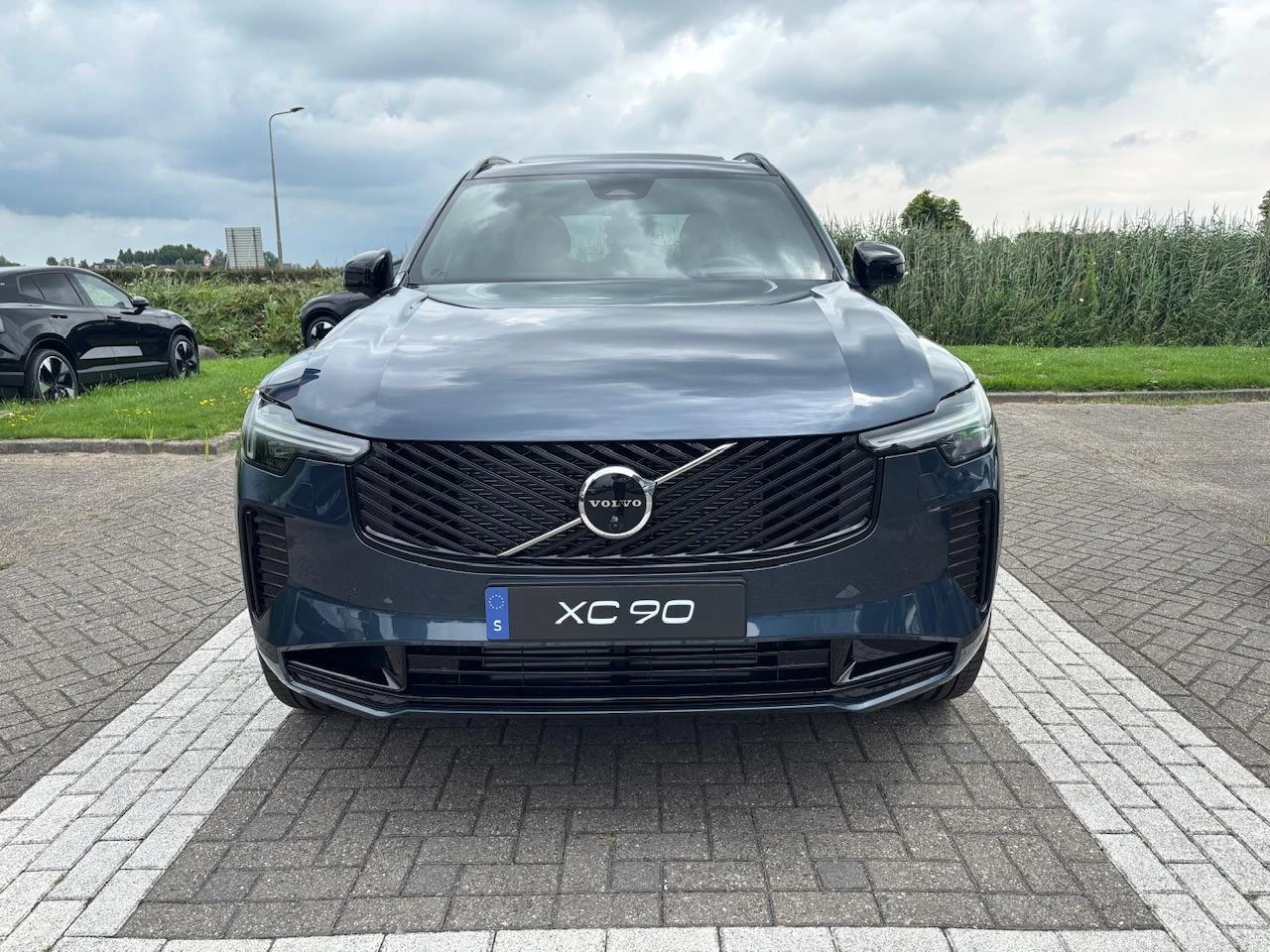 Volvo-XC90-image-27