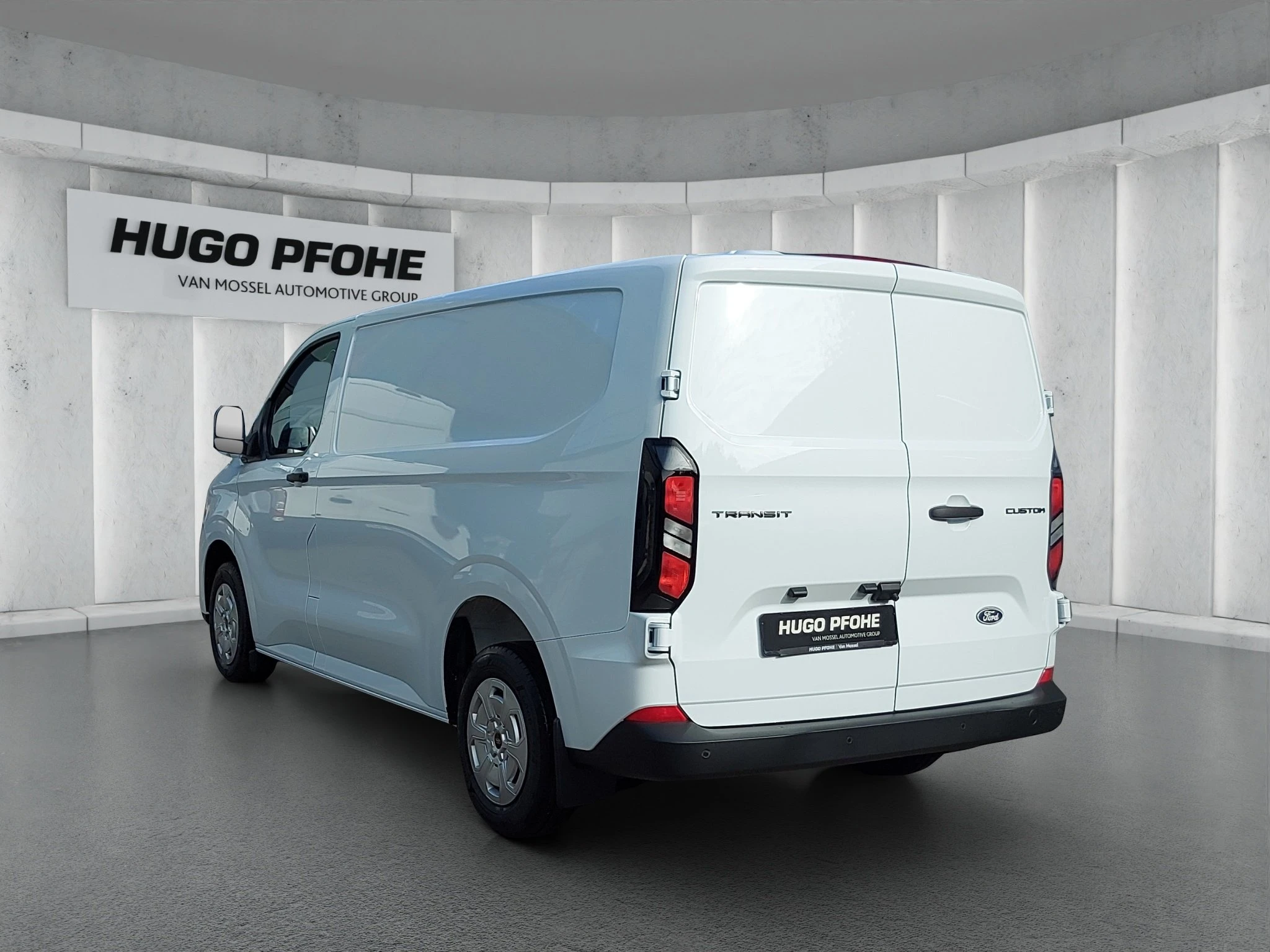 Ford-Transit Custom-image-2