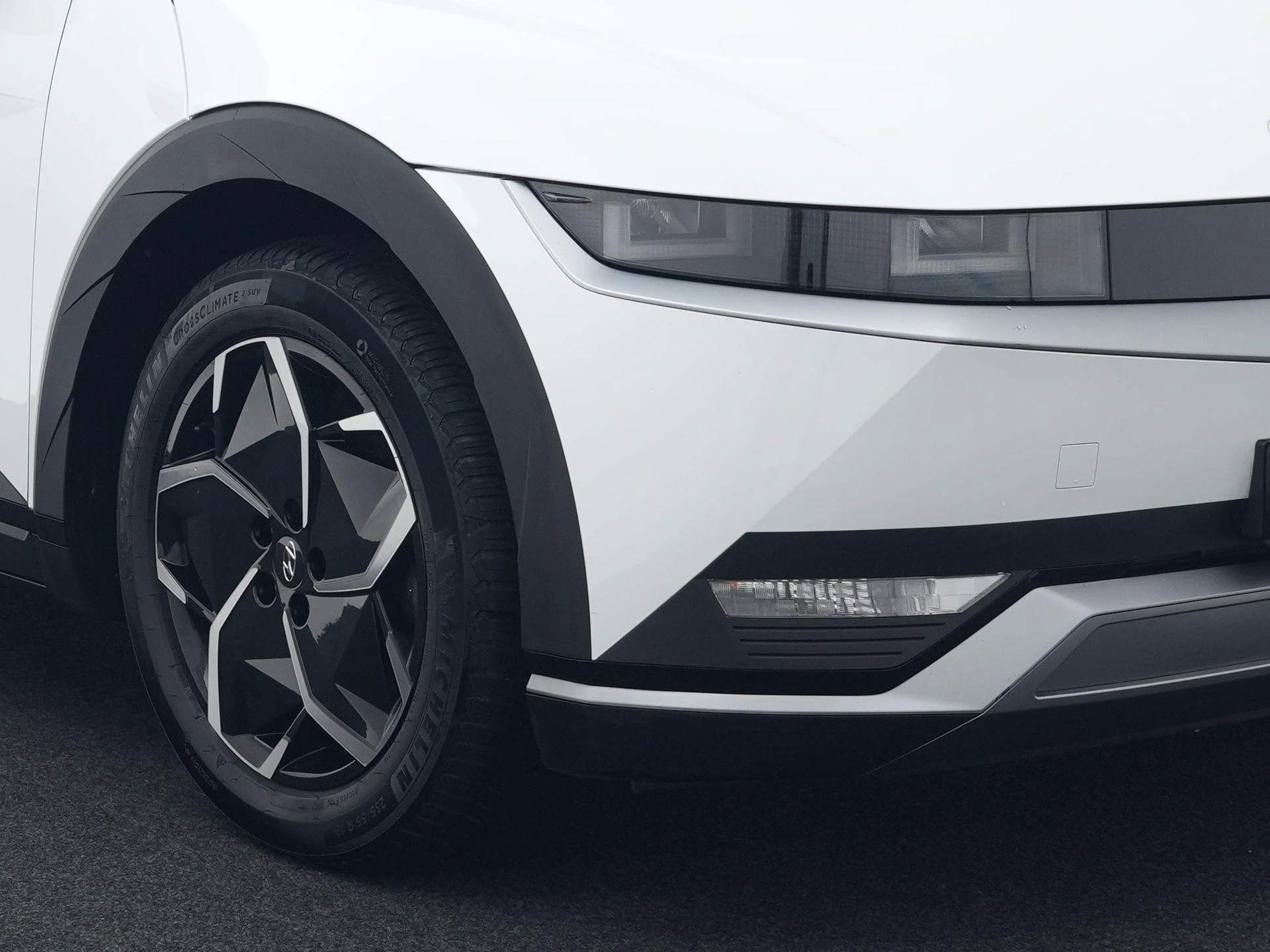 Hyundai-IONIQ 5-image-11
