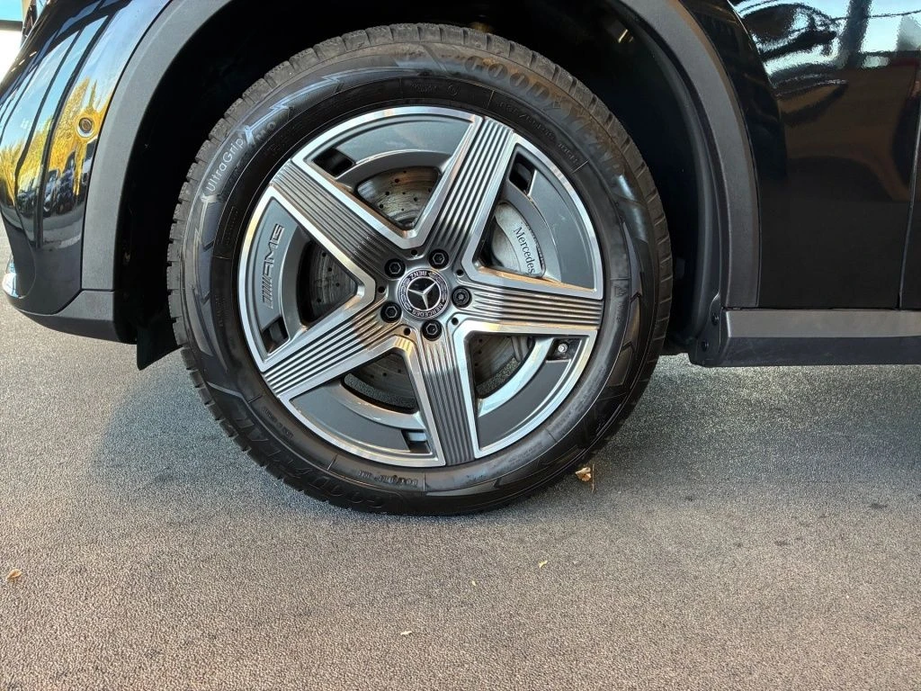 Mercedes-Benz-GLC 300 d-image-19
