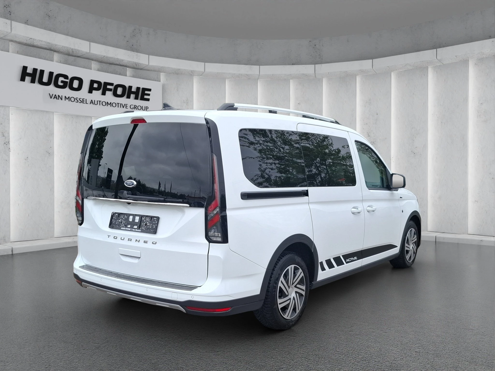 Ford Tourneo Connect Grand Active *KOMF.PKT*LED*PANO