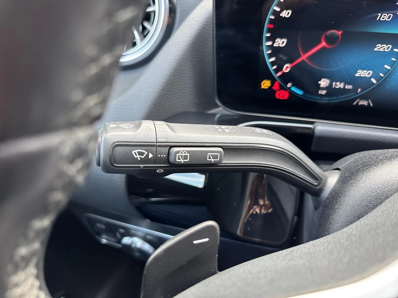 Mercedes-Benz-GLA-image-17