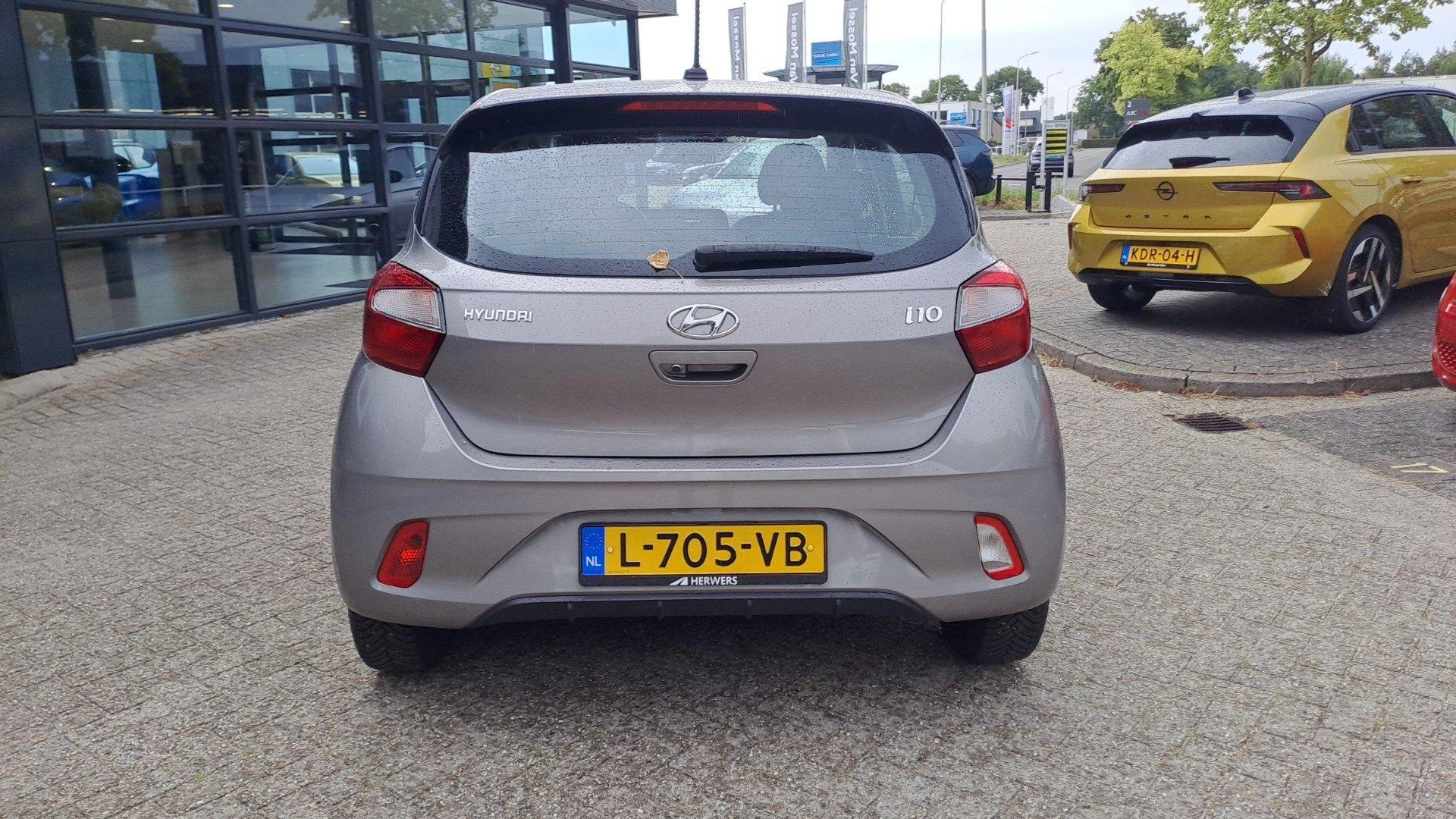 Hyundai-i10-image-2