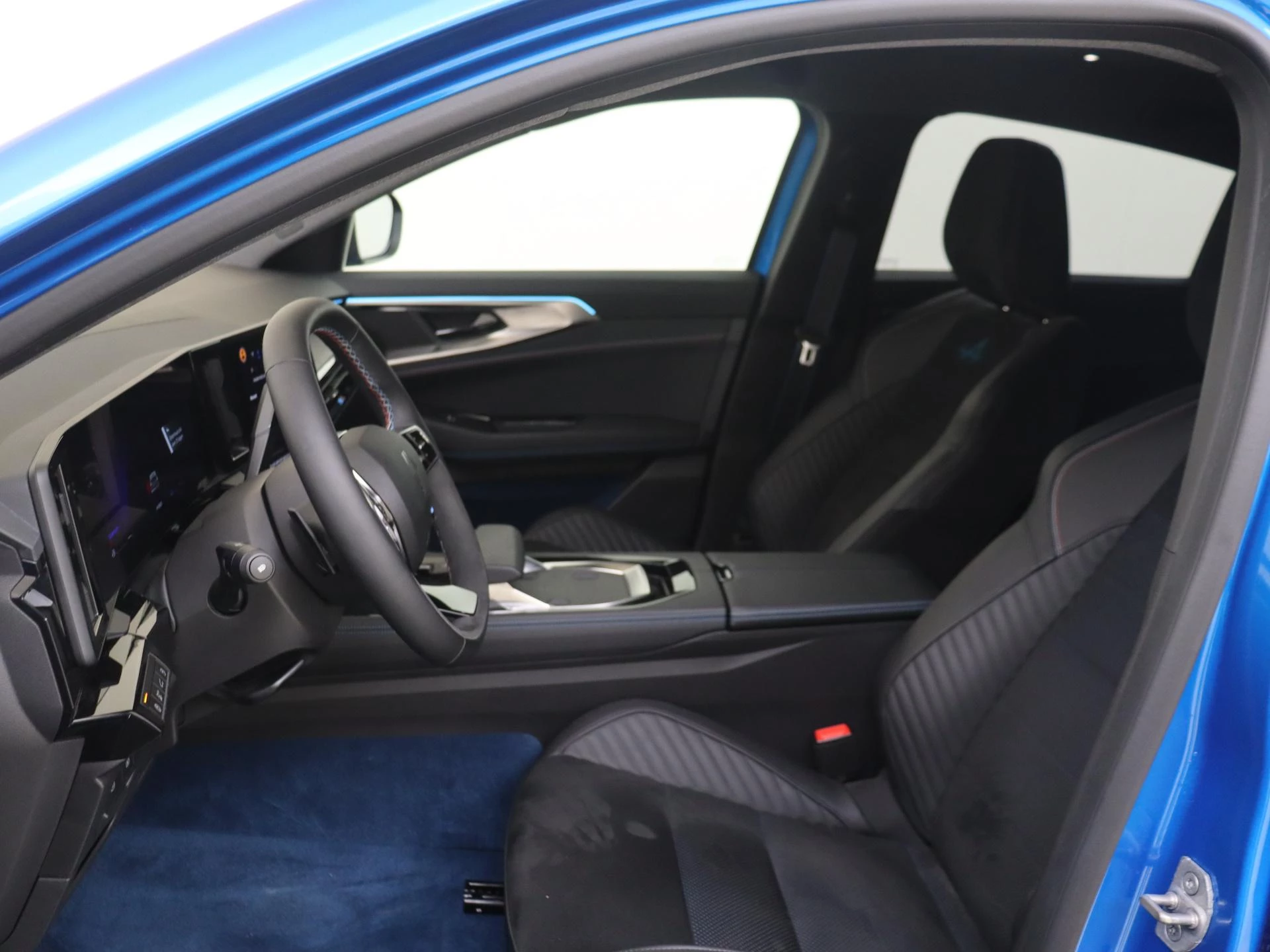 Renault-Rafale-image-14