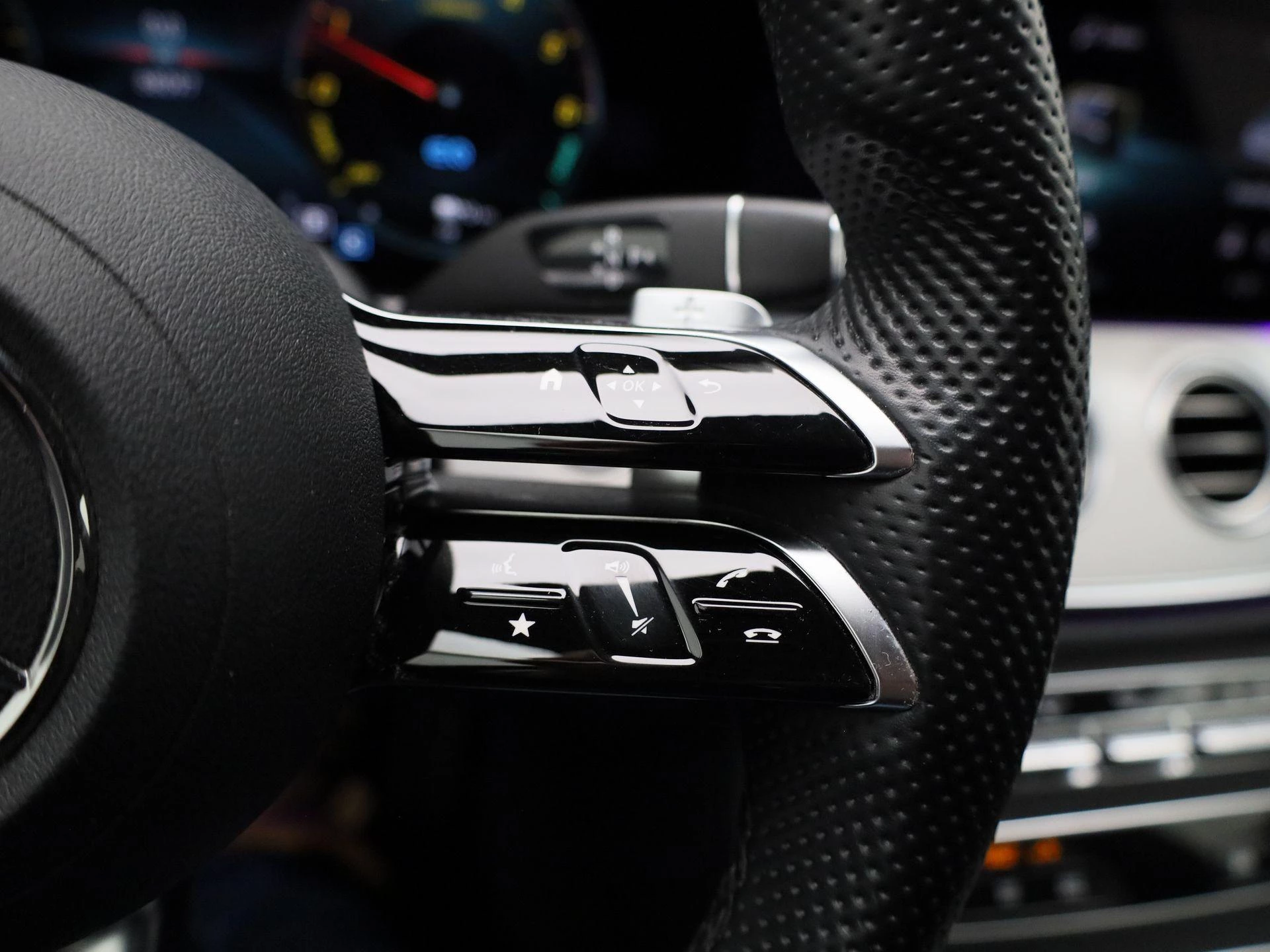 Mercedes-Benz-Classe E-image-19