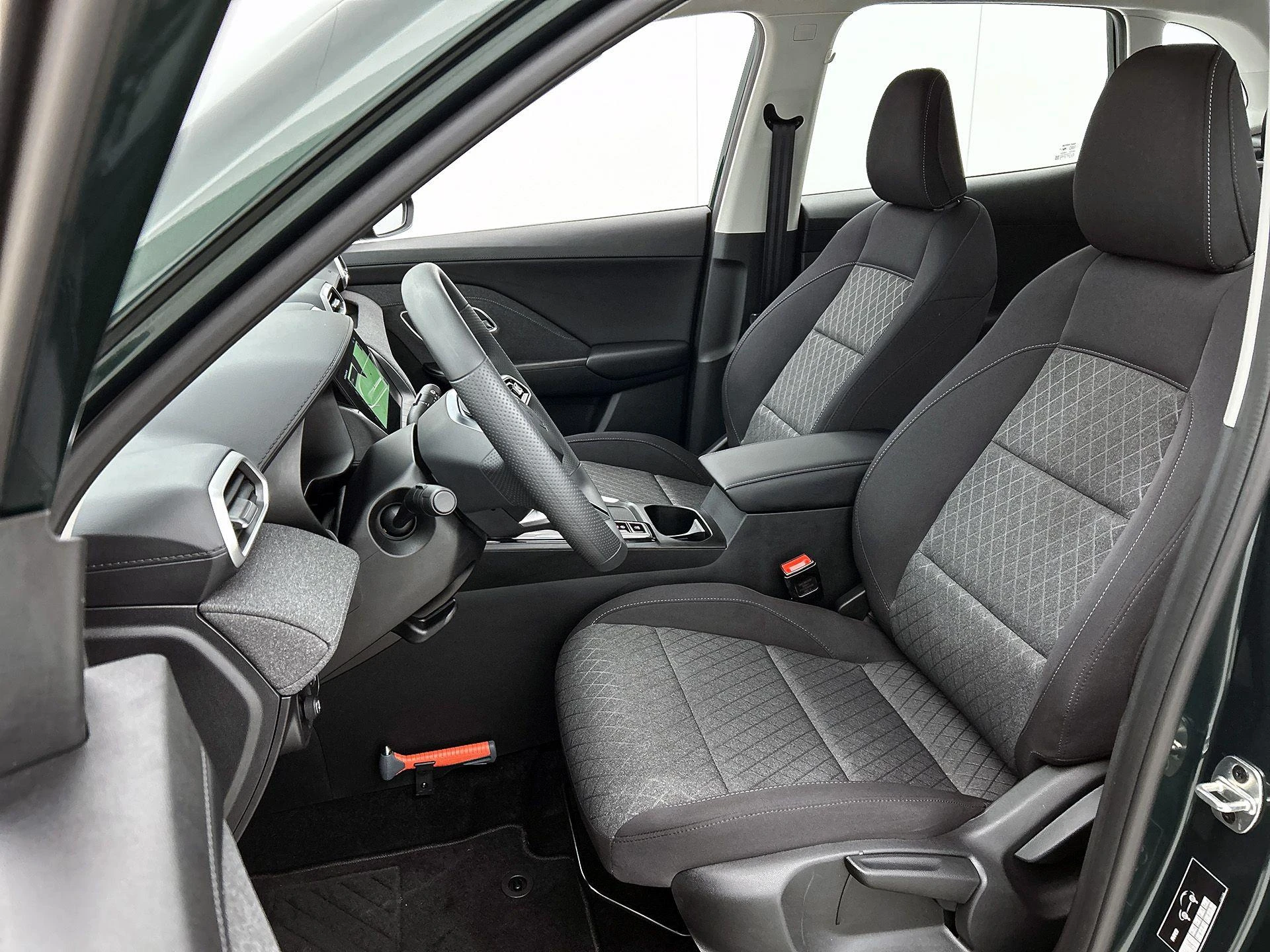 MG ZS - 44