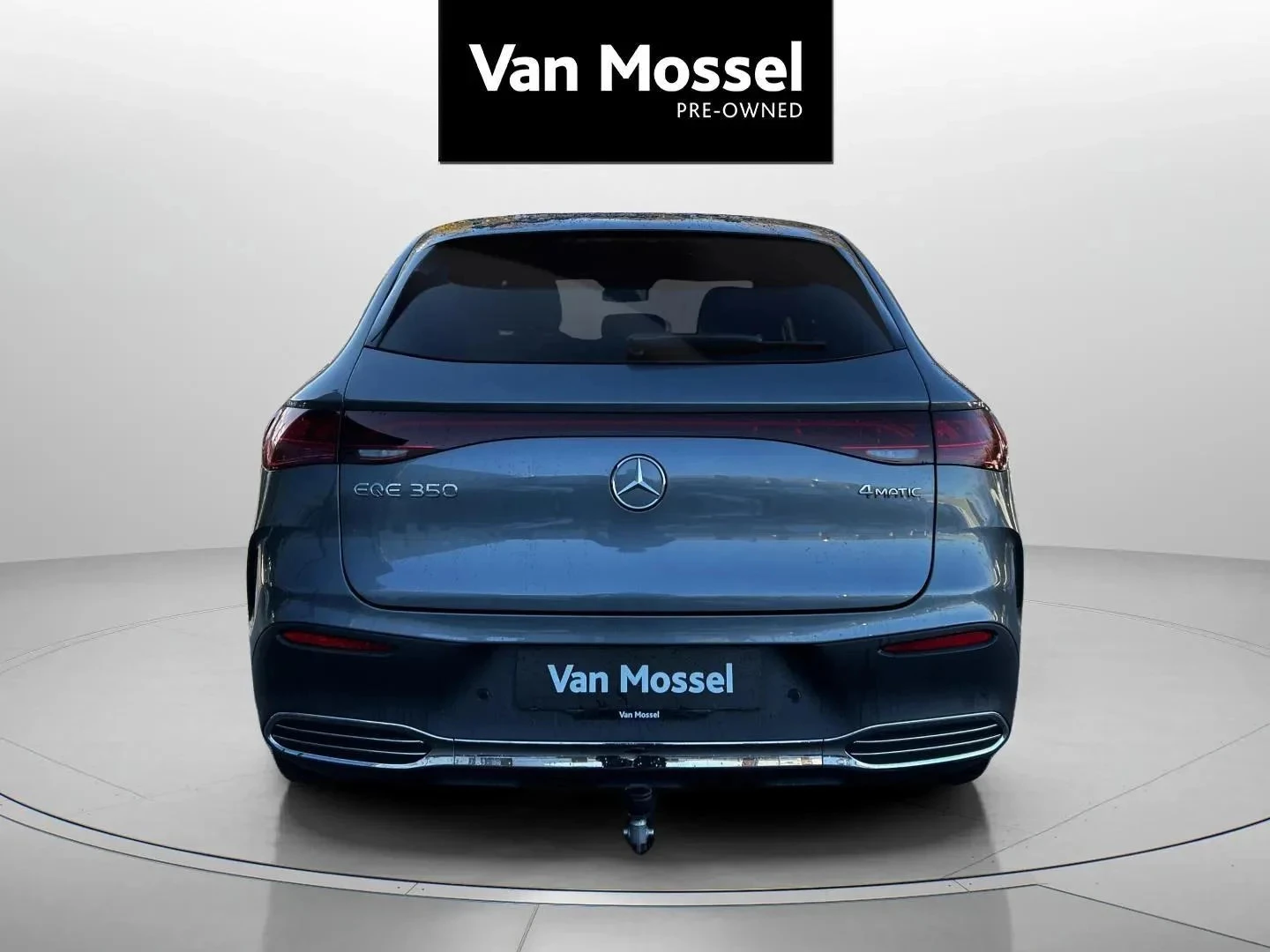 Mercedes-Benz-EQE-image-4