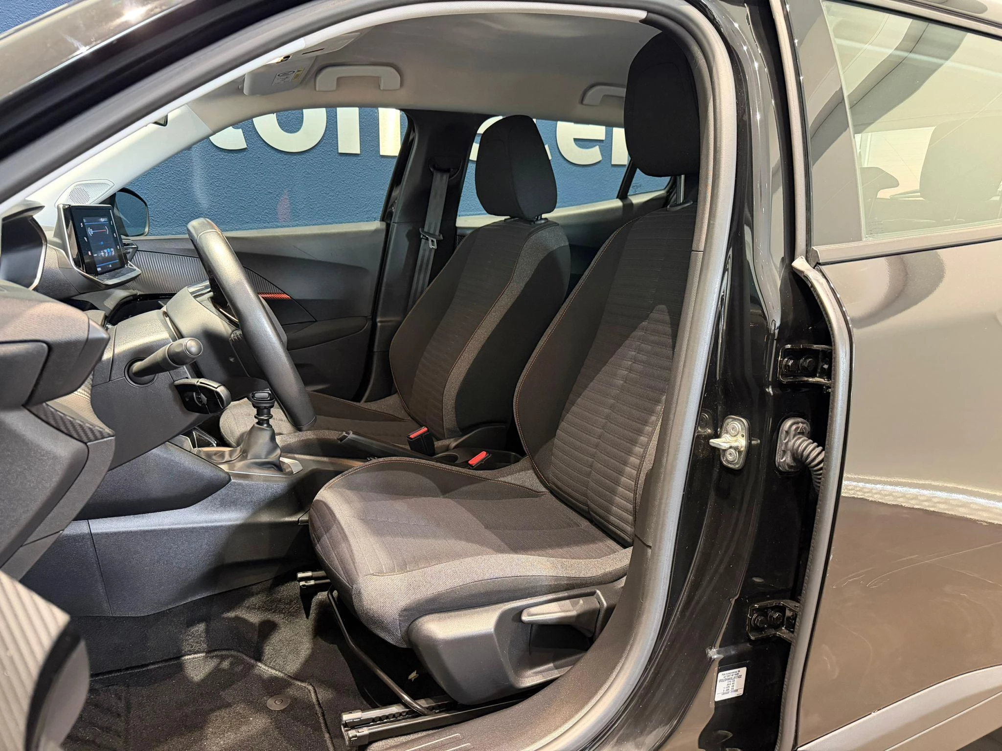 Peugeot-2008-image-14