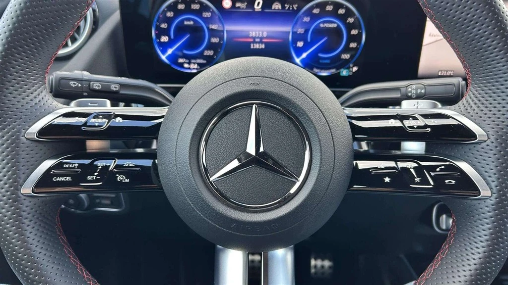 Mercedes-Benz-EQA-image-13