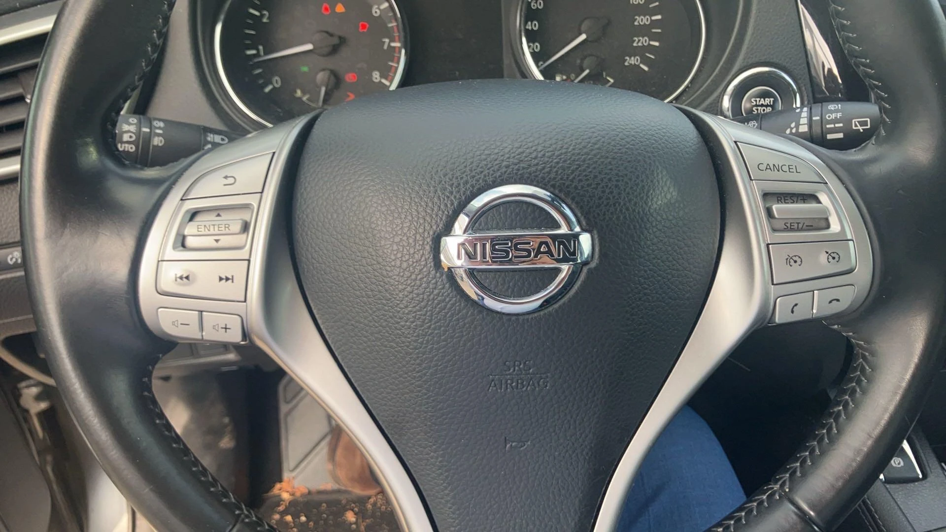 Nissan-QASHQAI-image-12