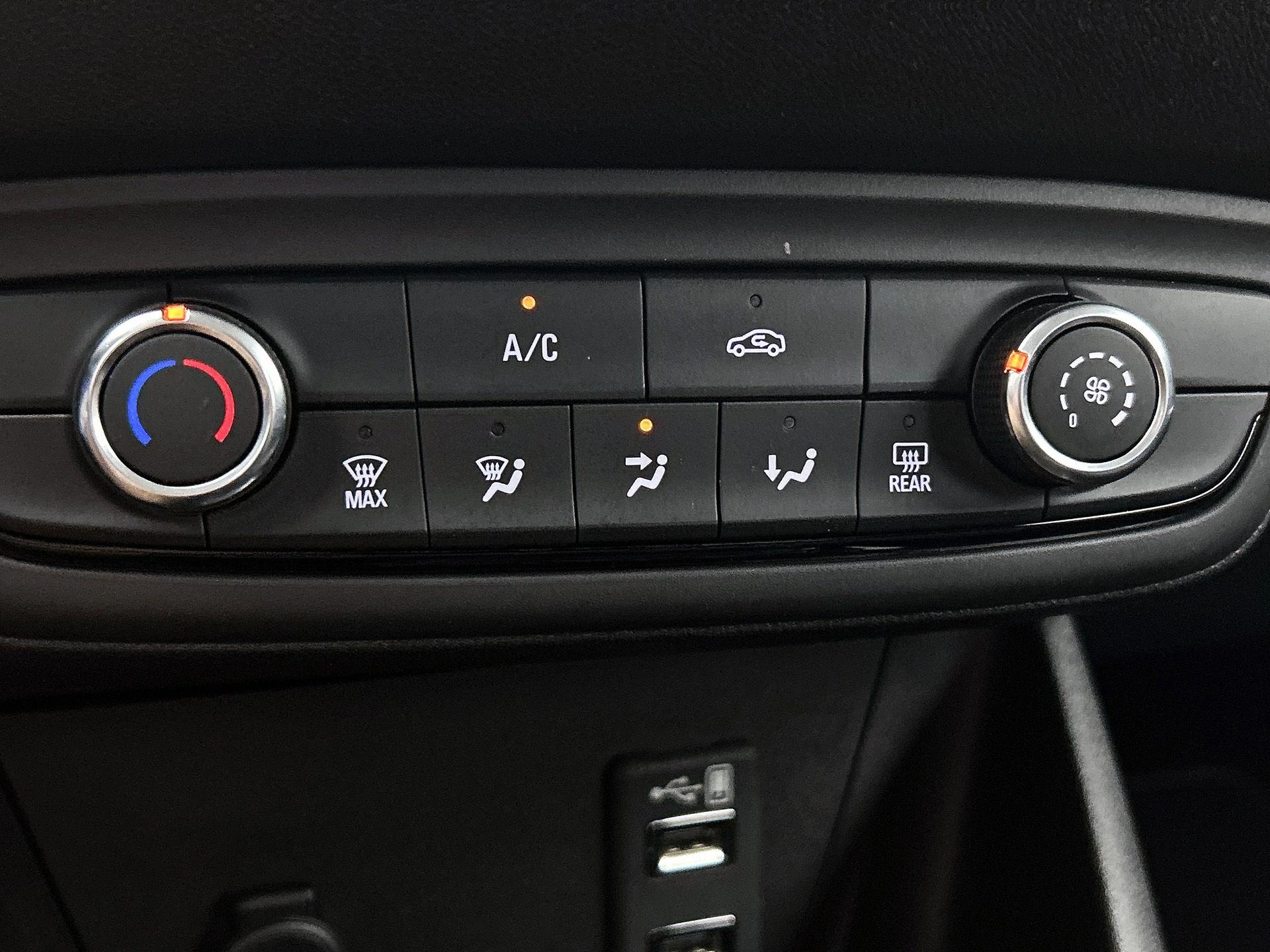 Opel-Crossland X-image-17