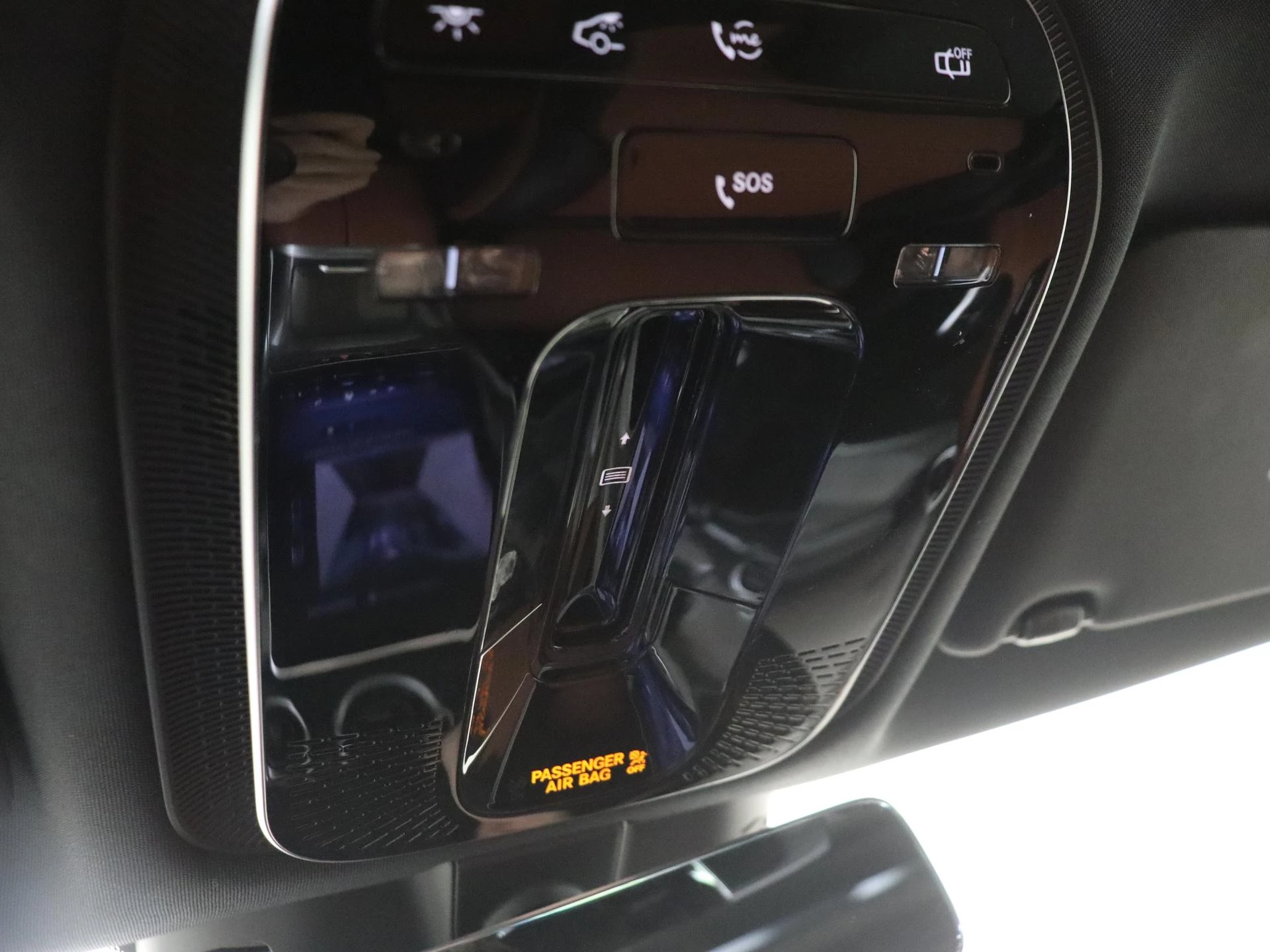 Mercedes-Benz-C-Klasse-image-21