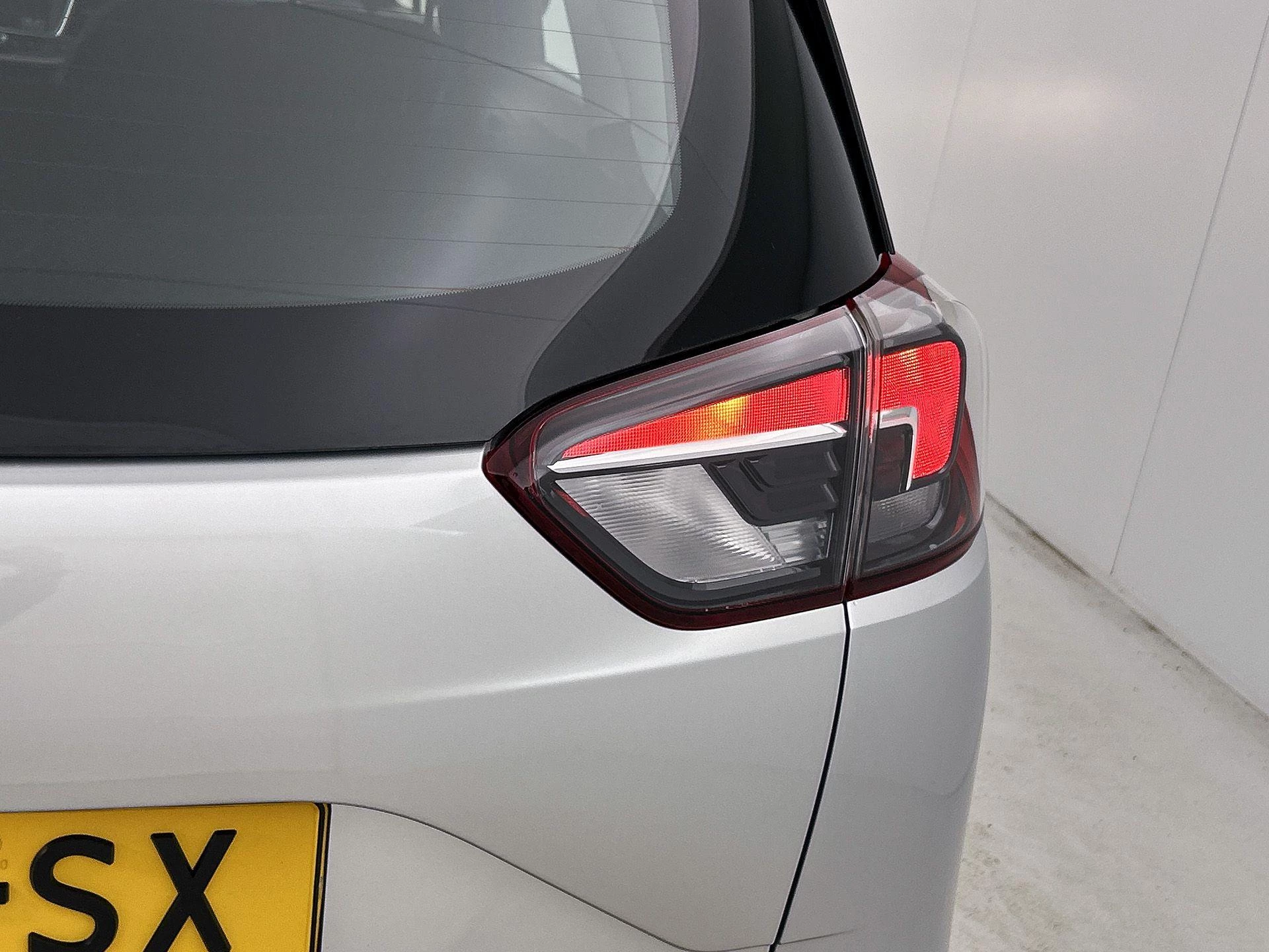 Opel Crossland X 1.2 Online Edition