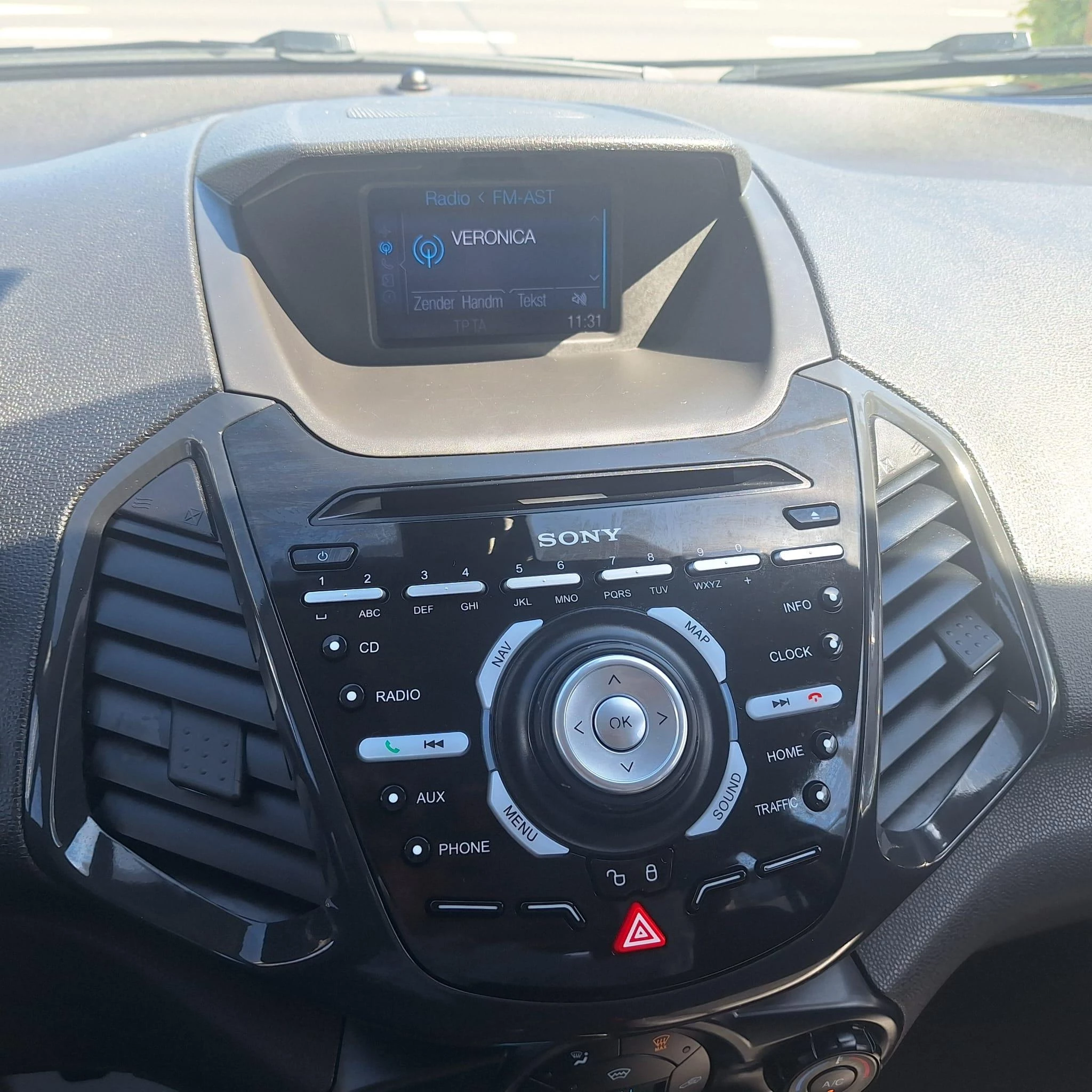 Ford-EcoSport-image-14