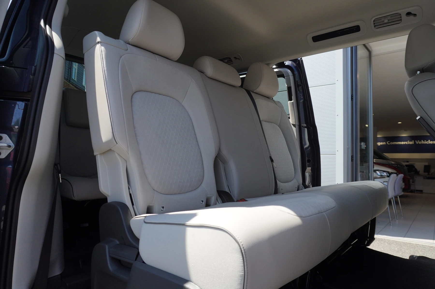 Volkswagen-ID. Buzz-image-20