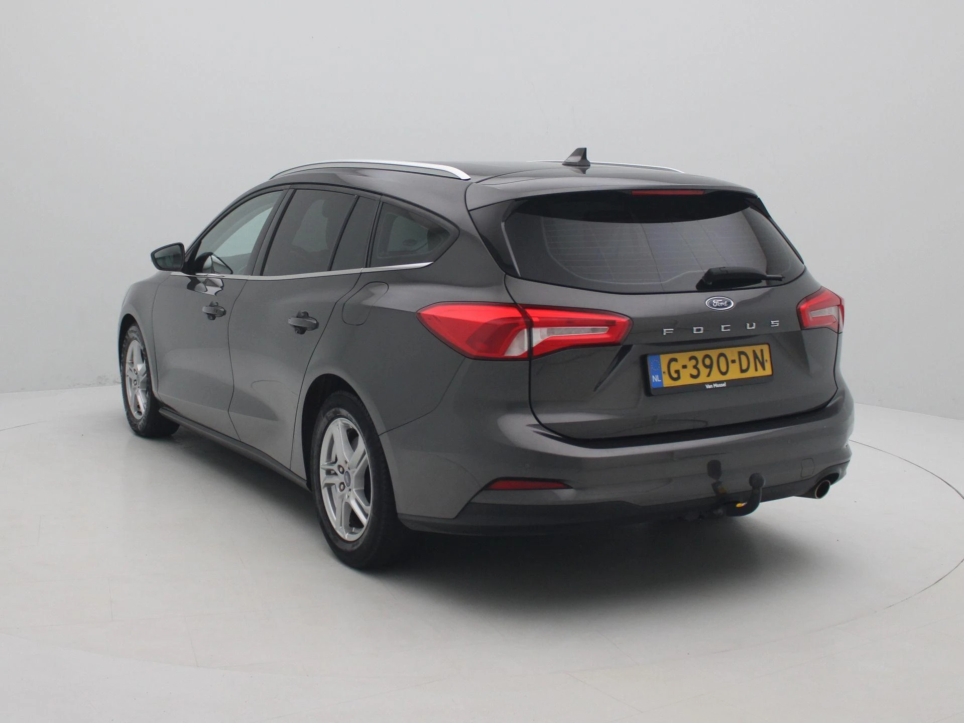 Ford-Focus-image-2