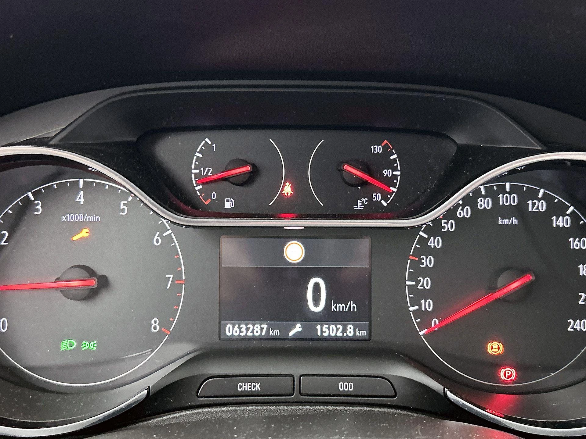 Opel-Grandland X-image-10