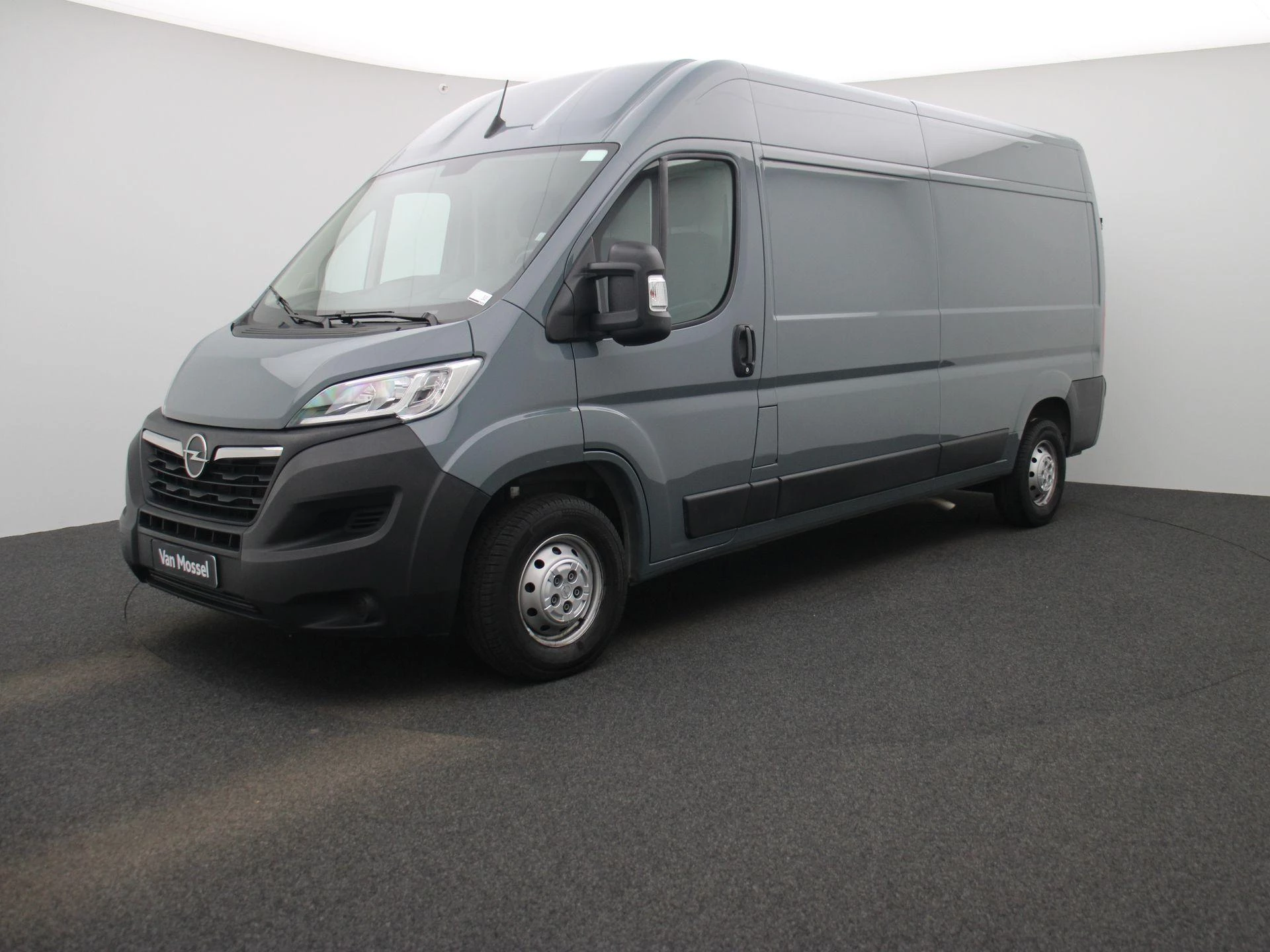 Opel-Movano-image-0