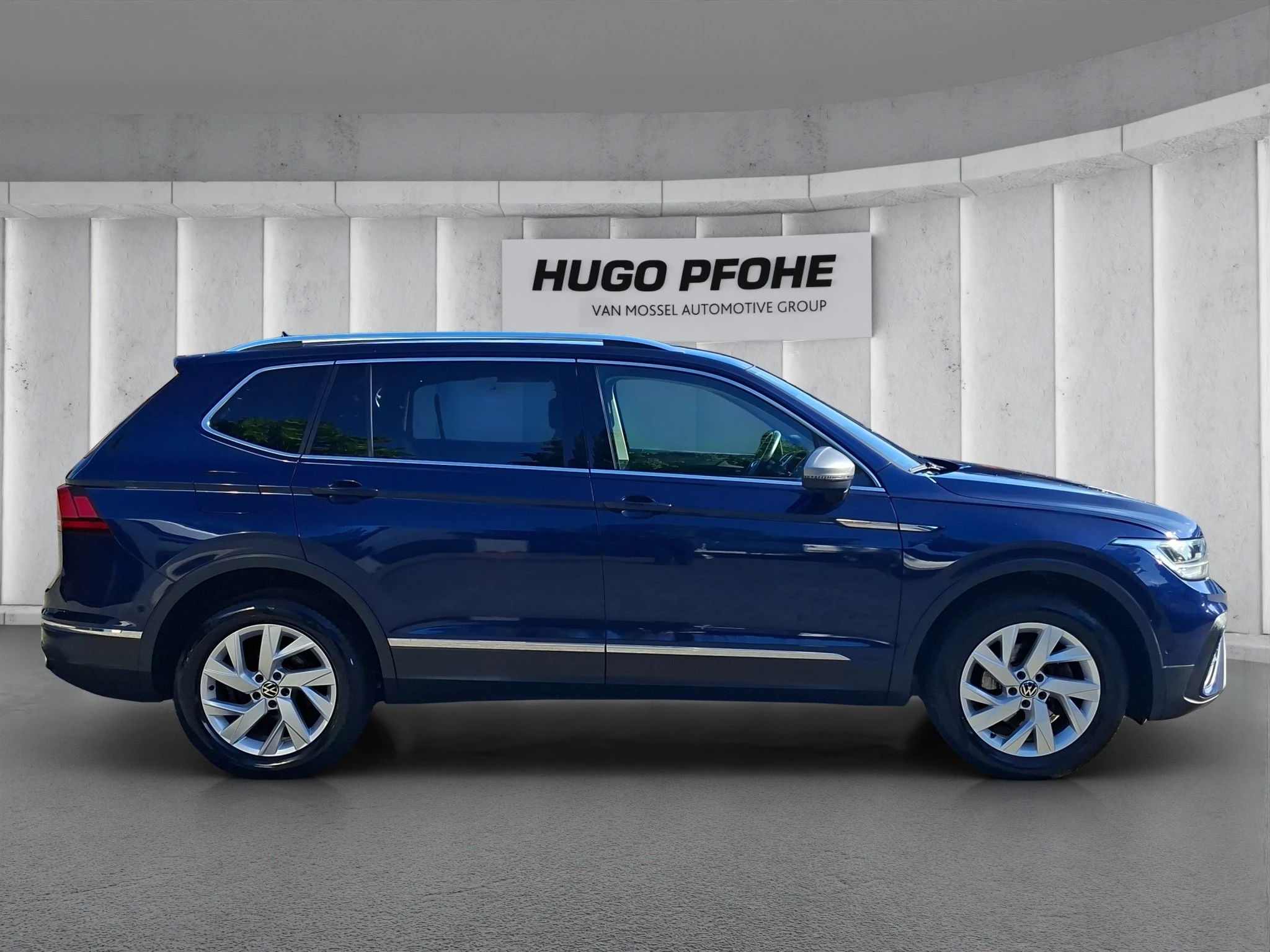 Volkswagen Tiguan Allspace 4x4 2.0 TDI Aut. | LED | AHK | ACC | RFK | SHZ | LMF