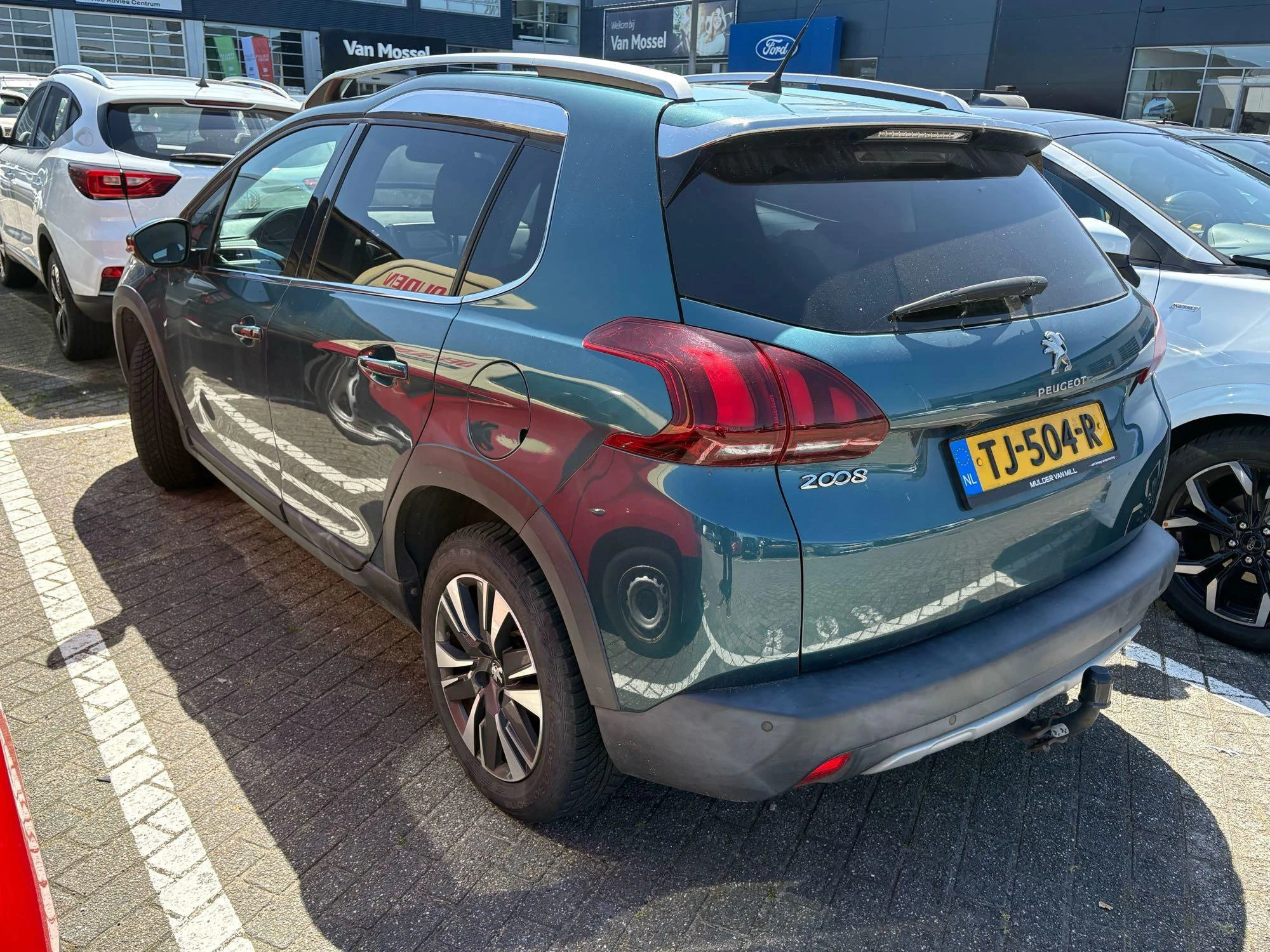 Peugeot-2008-image-3