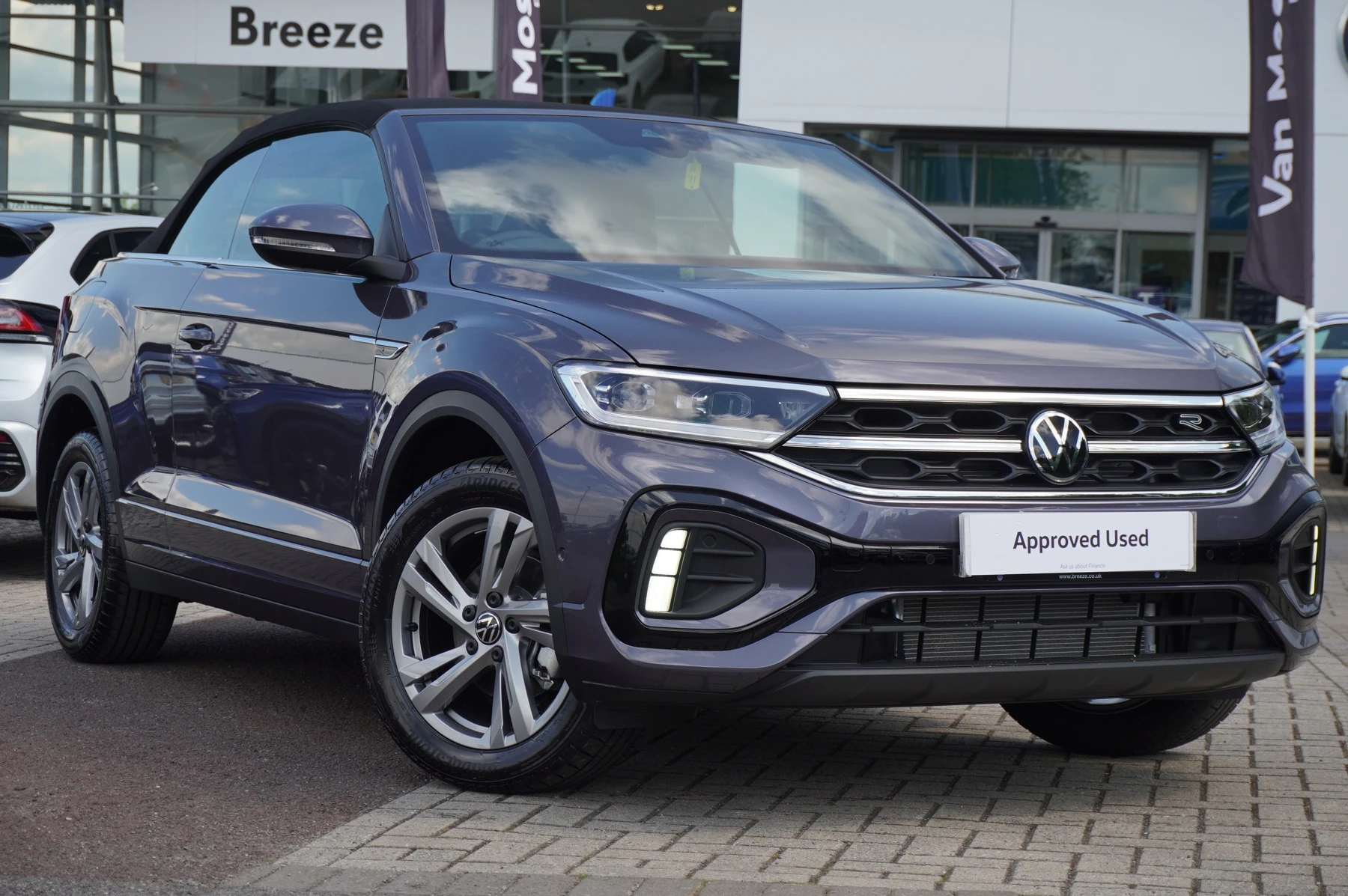 Volkswagen-T-Roc-image-48