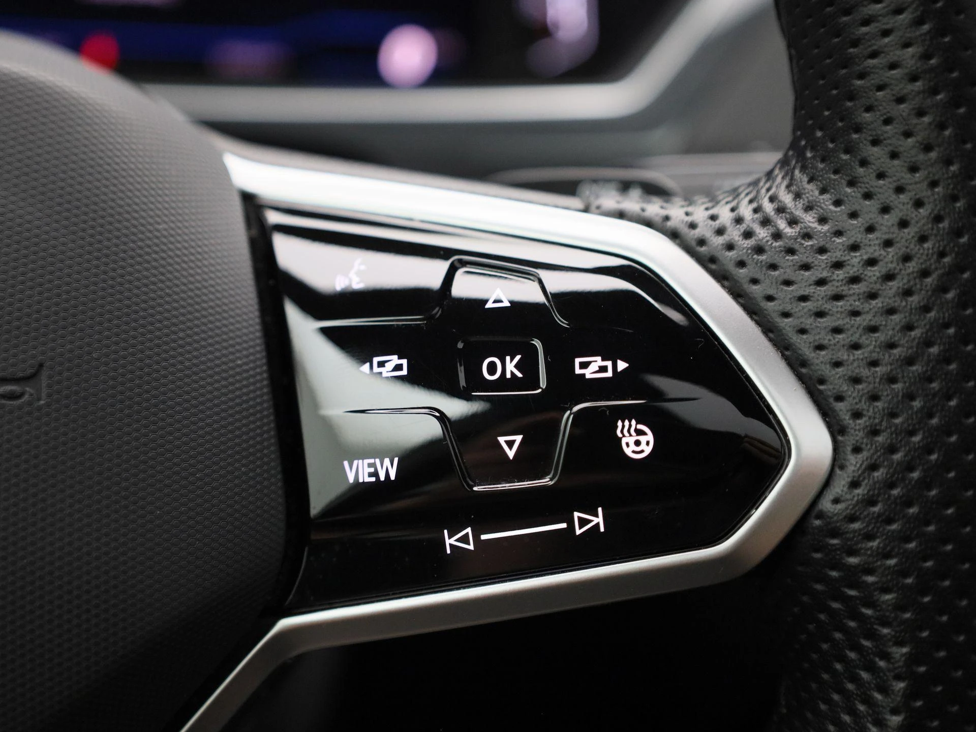 Volkswagen-Tiguan-image-28