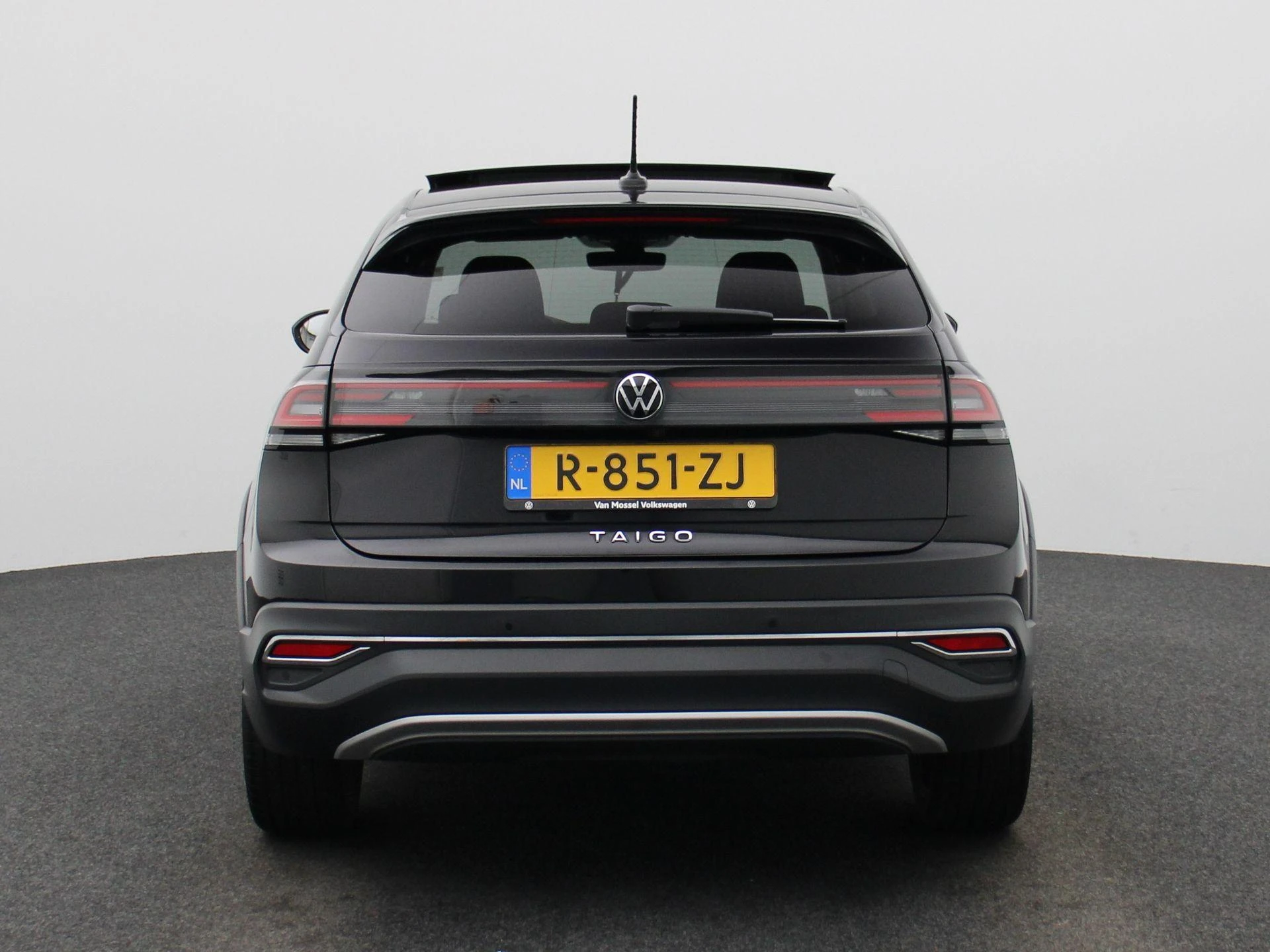 Volkswagen-Taigo-image-4