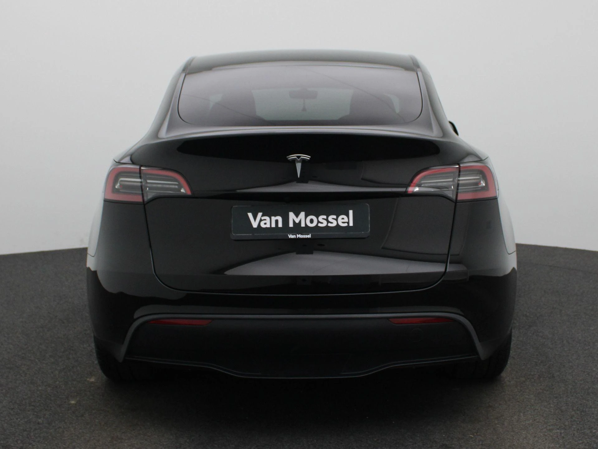 Tesla Model Y Hinterradantrieb RWD