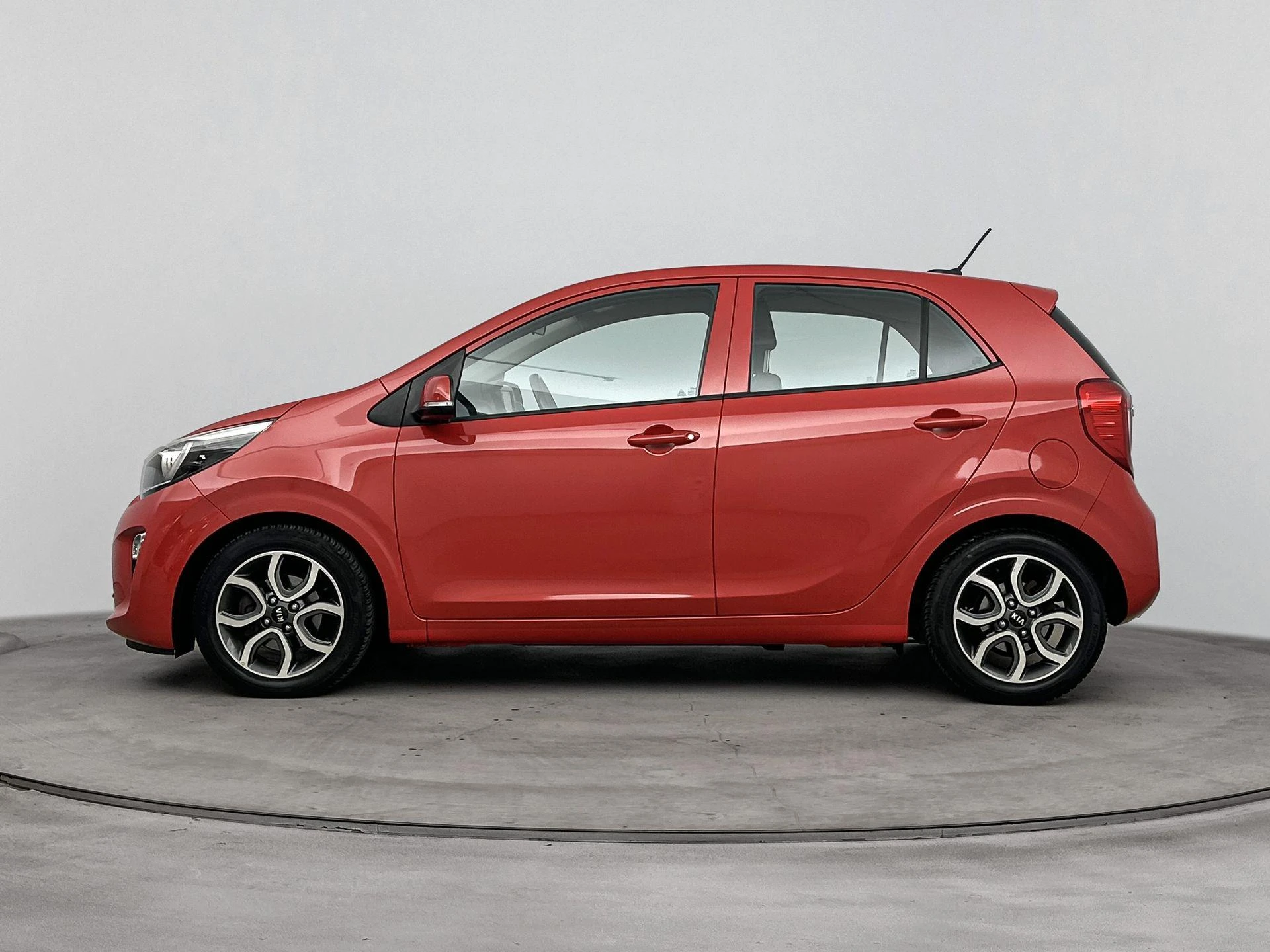 Kia-Picanto-image-1
