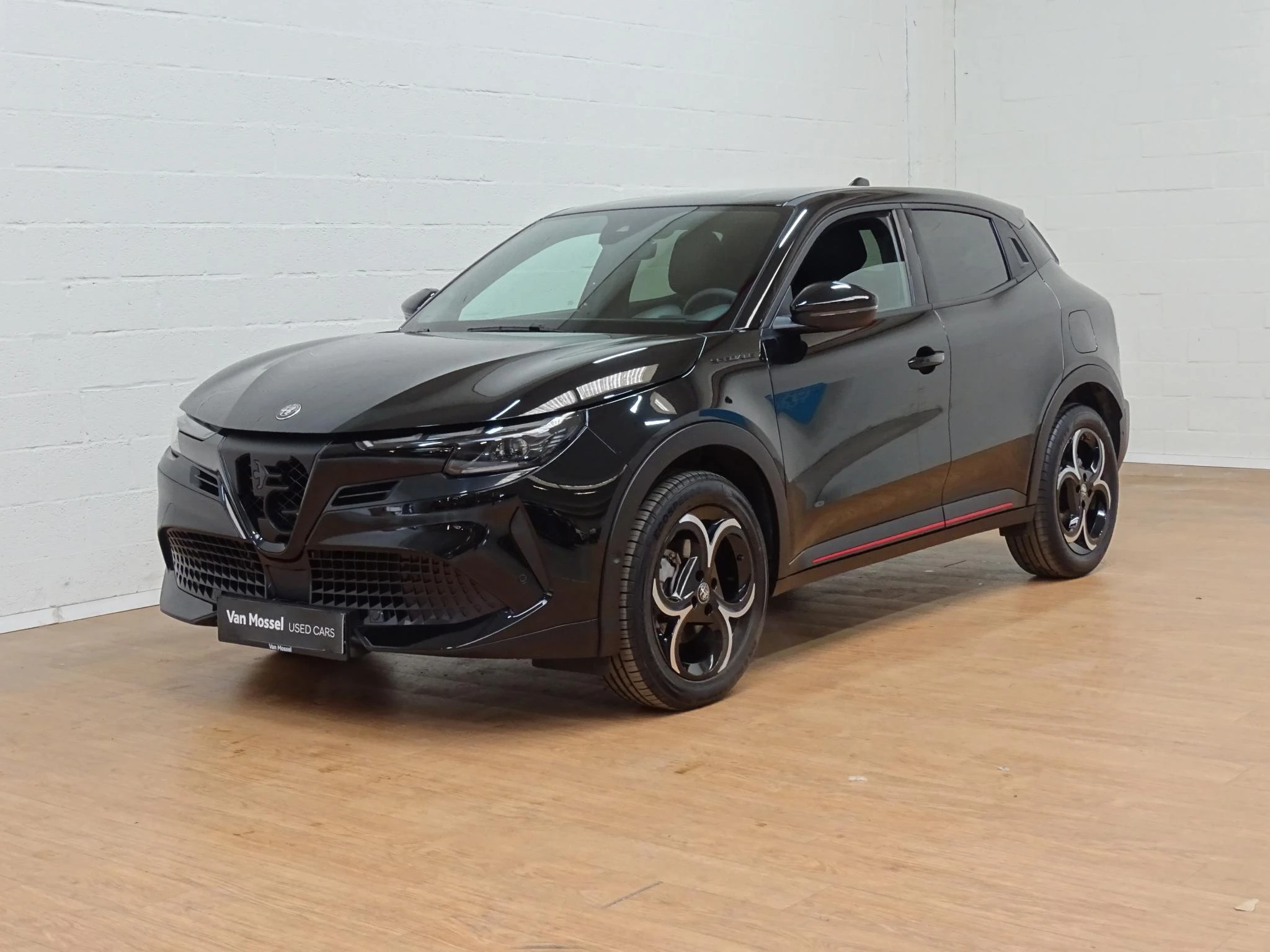 Alfa Romeo Junior 1.2 Hybrid 145 eDCT6 Ibrida Speciale