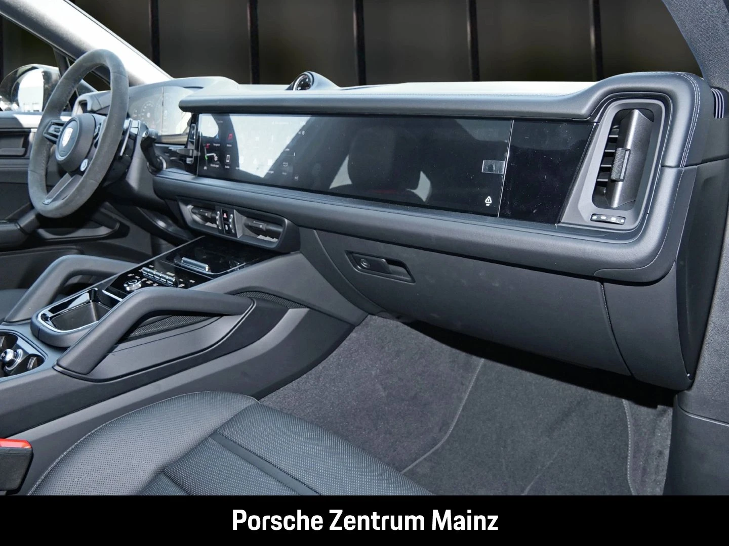 Porsche-Cayenne-image-18