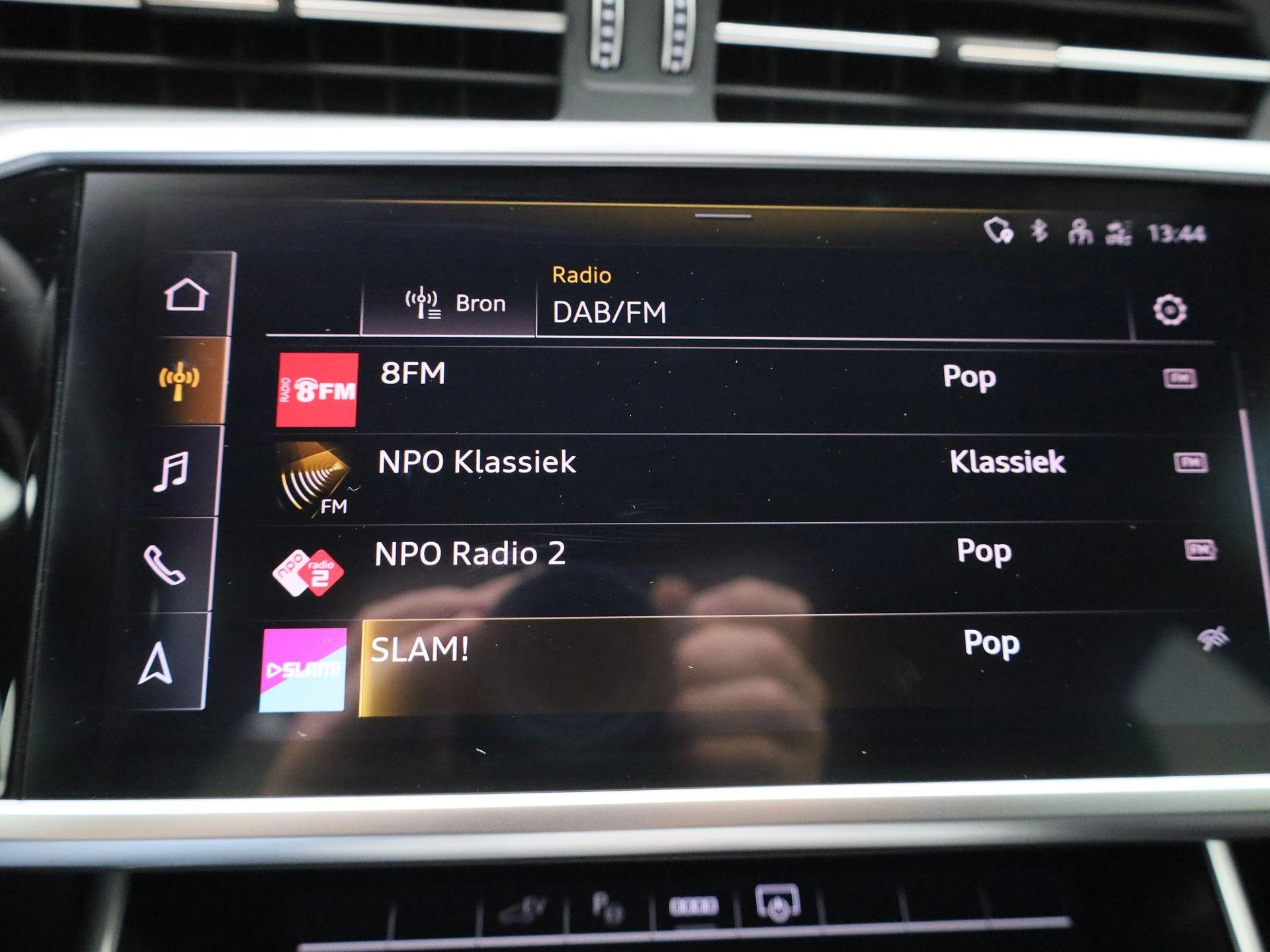 Audi-A6-image-19