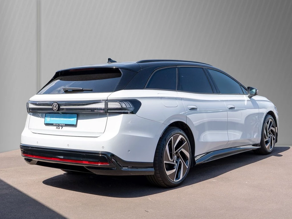 Volkswagen-ID.7-image-3