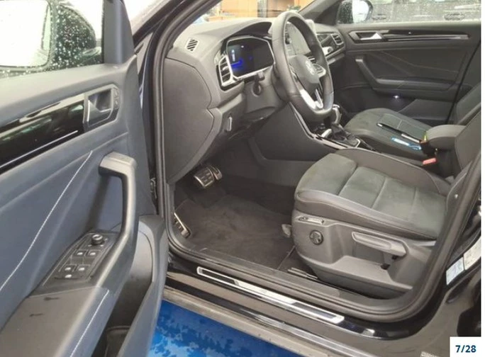 Volkswagen T-Roc 1.5 TSI DSG R-Line AHK, IQ Light, Navi