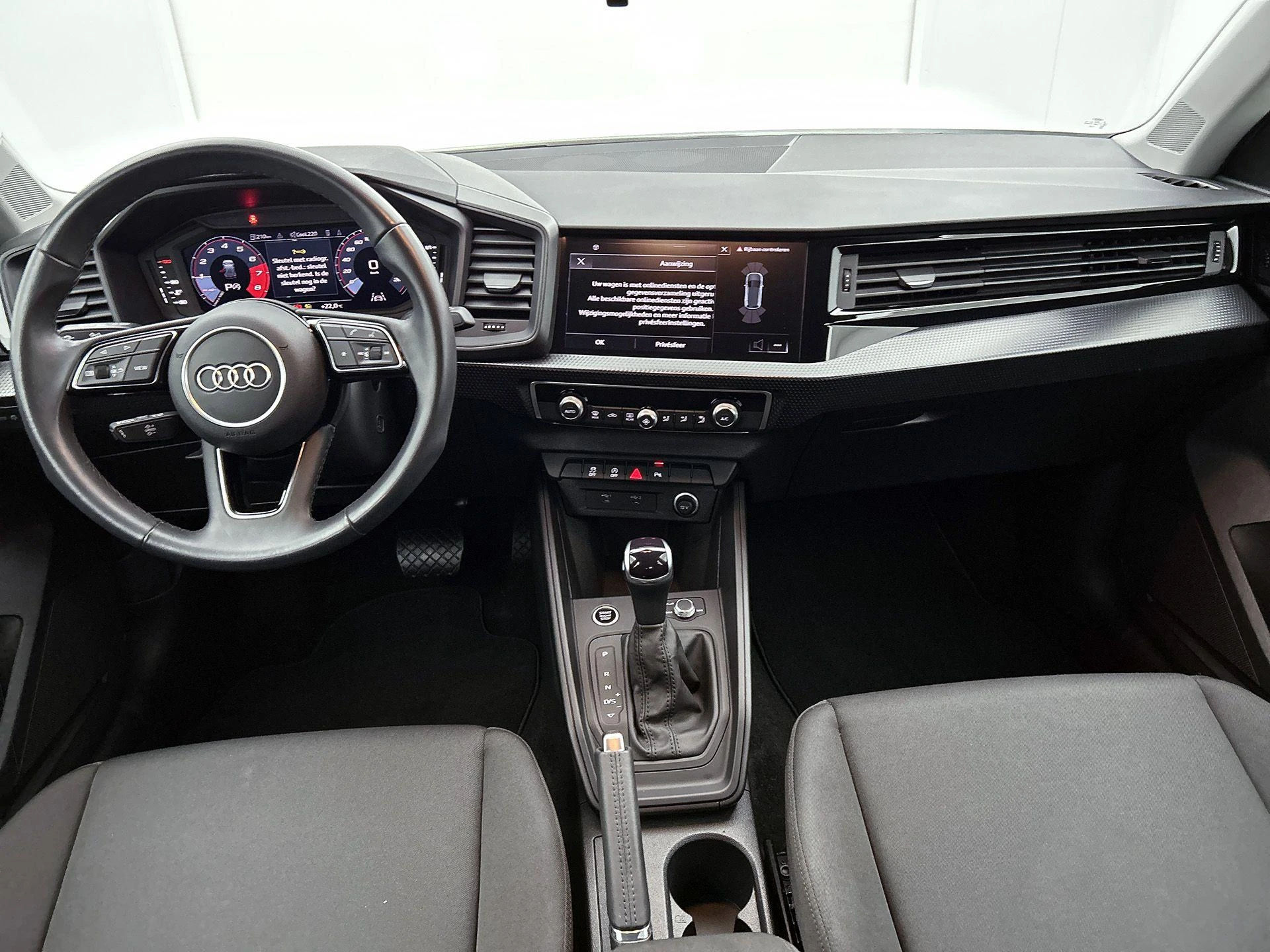 Audi-A1 Sportback-image-17
