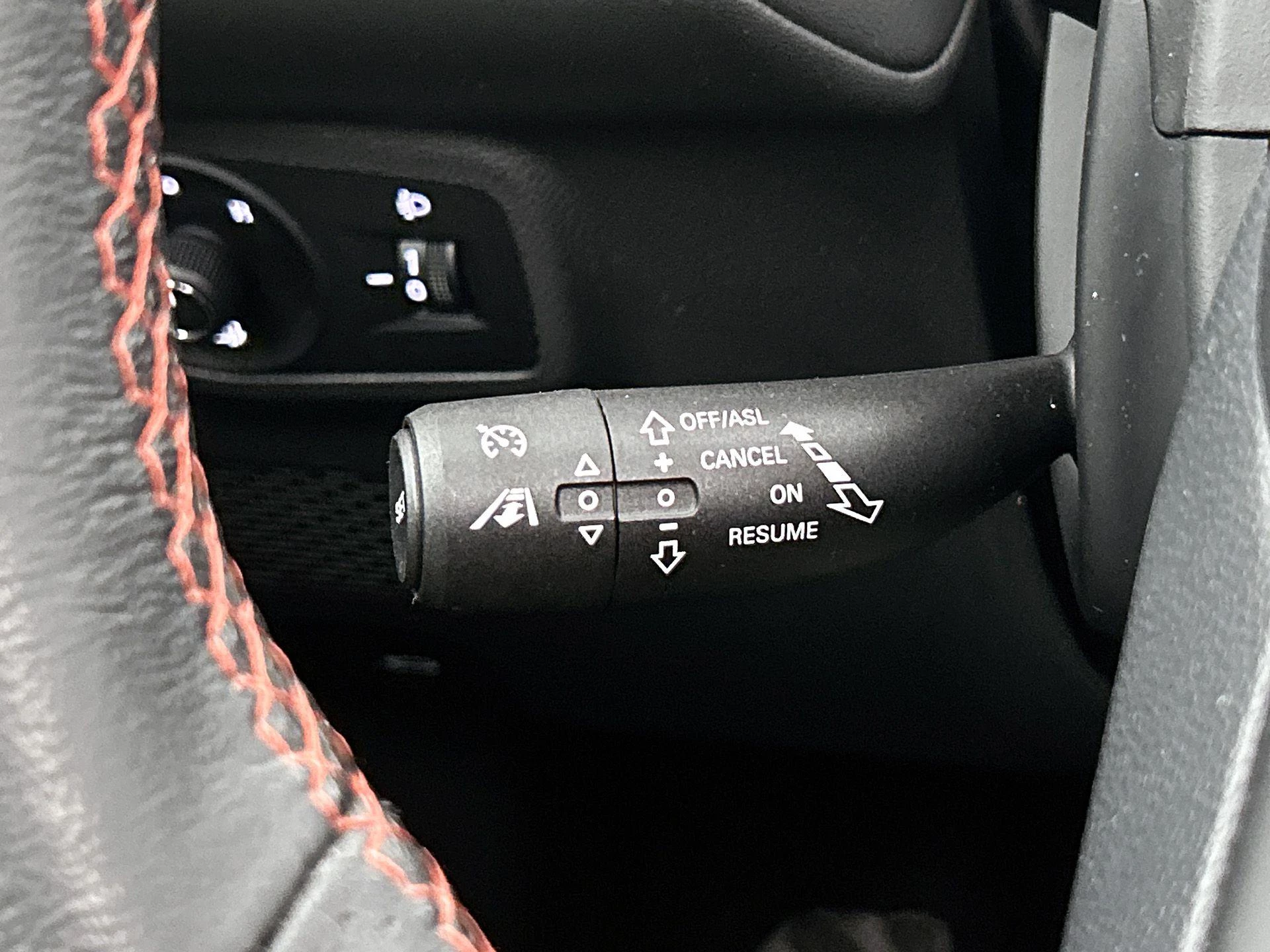 MG-ZS EV-image-5