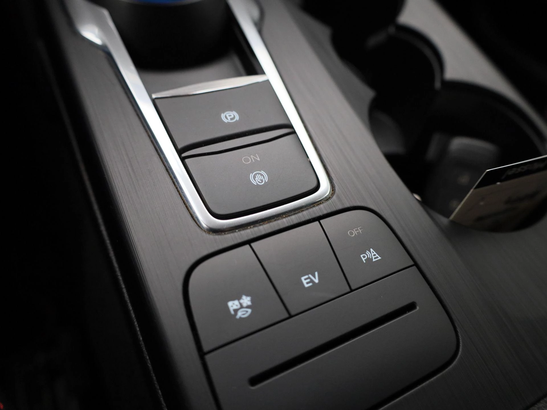 Ford-Kuga-image-30