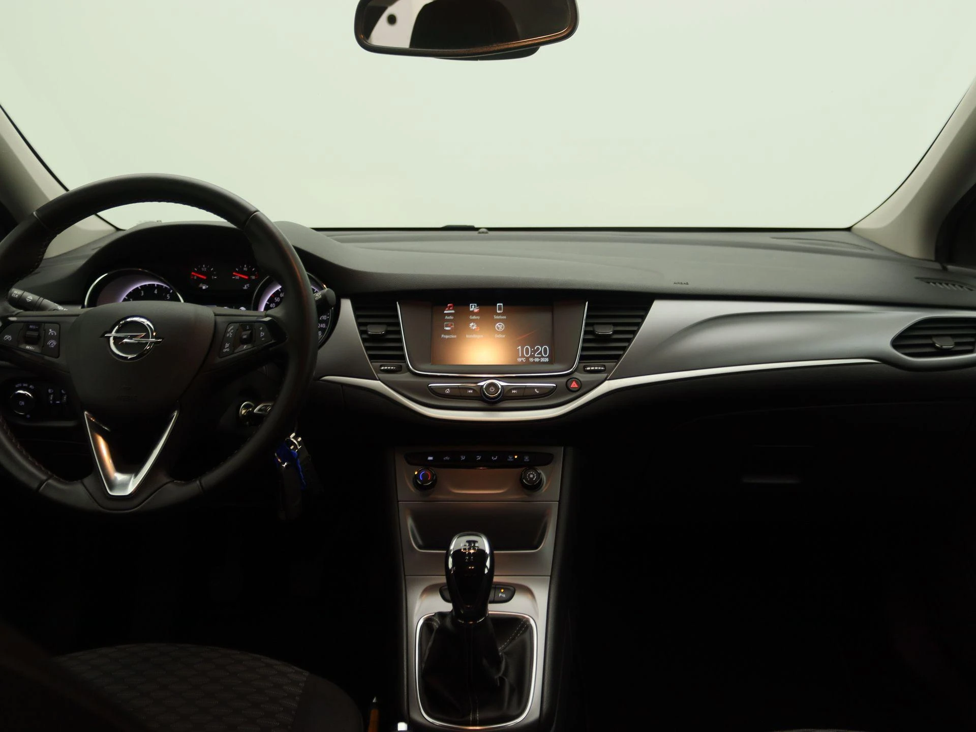 Opel-Astra-image-6