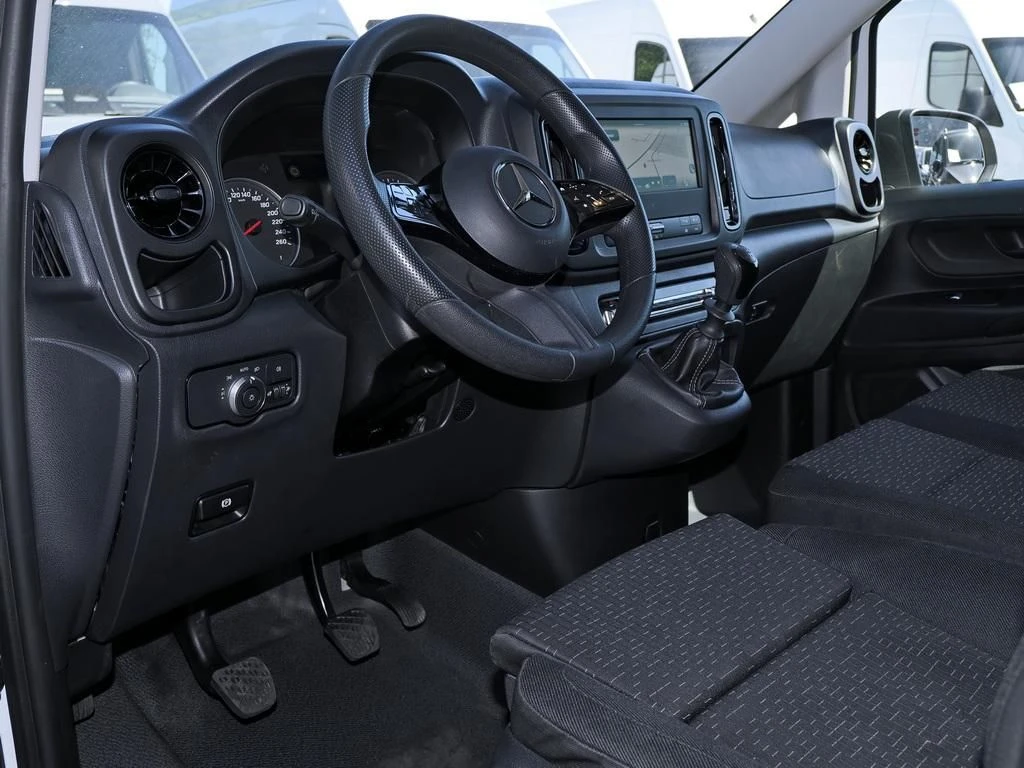 Mercedes-Benz-Vito 116-image-7
